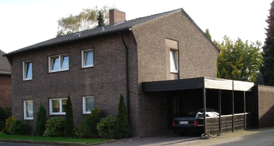 Gepflegtes 2-Familienhaus mit großem Garten in Moers-Vinn