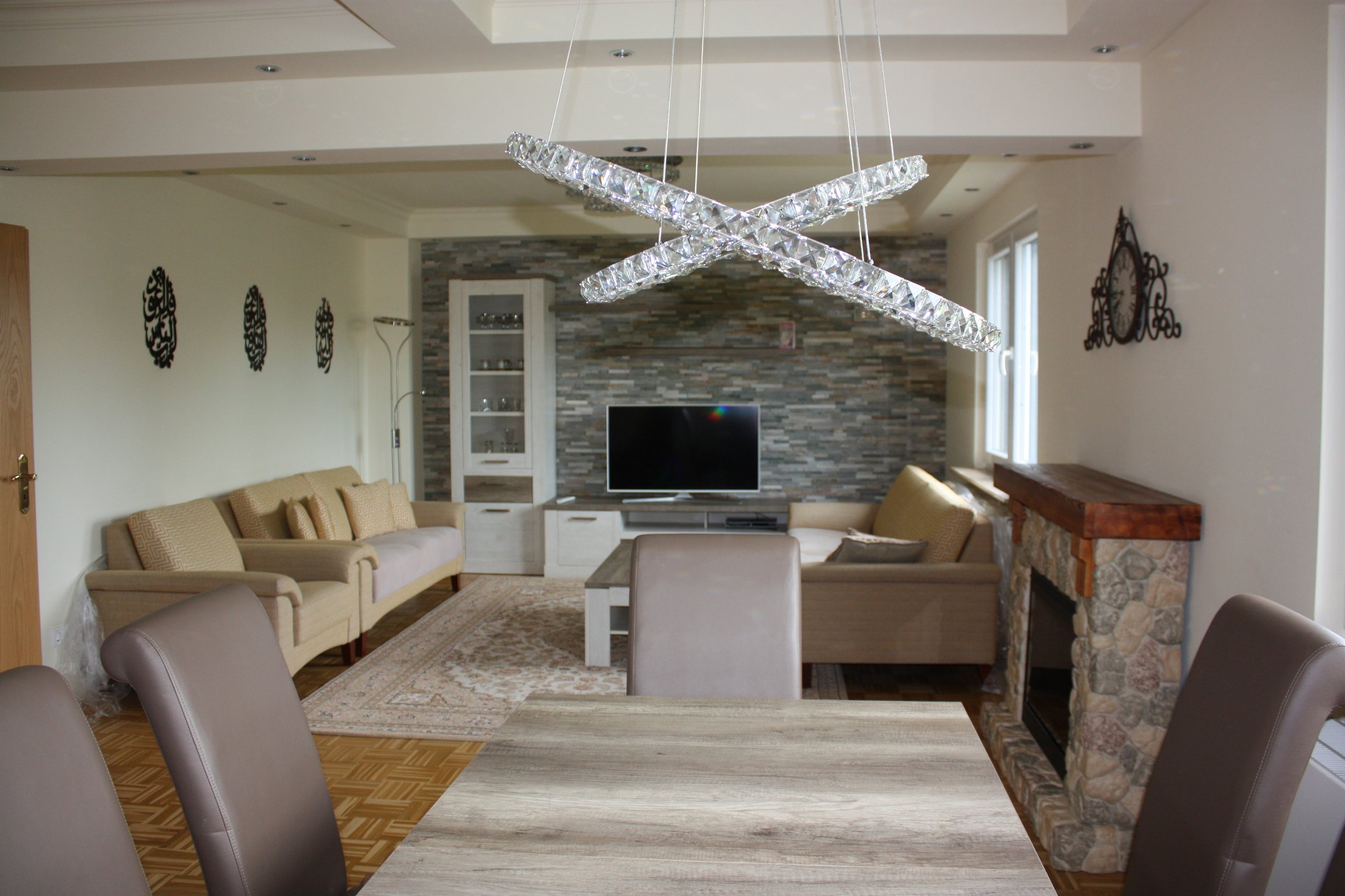 Großzügig und stilvoll! Sanierte Maisonettewohnung in ruhiger Wohnlage