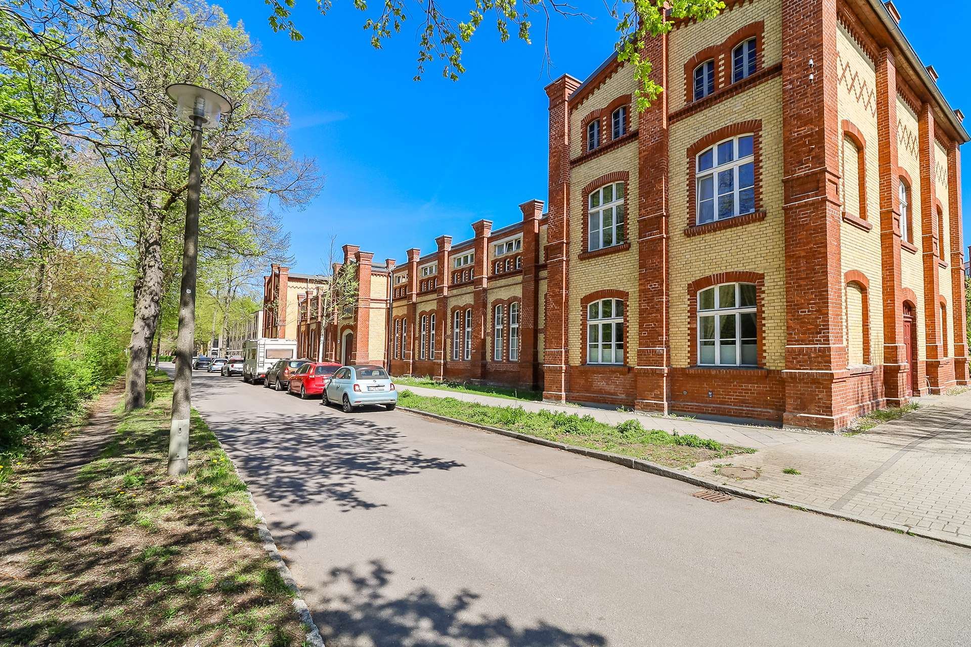 Straßenansicht
