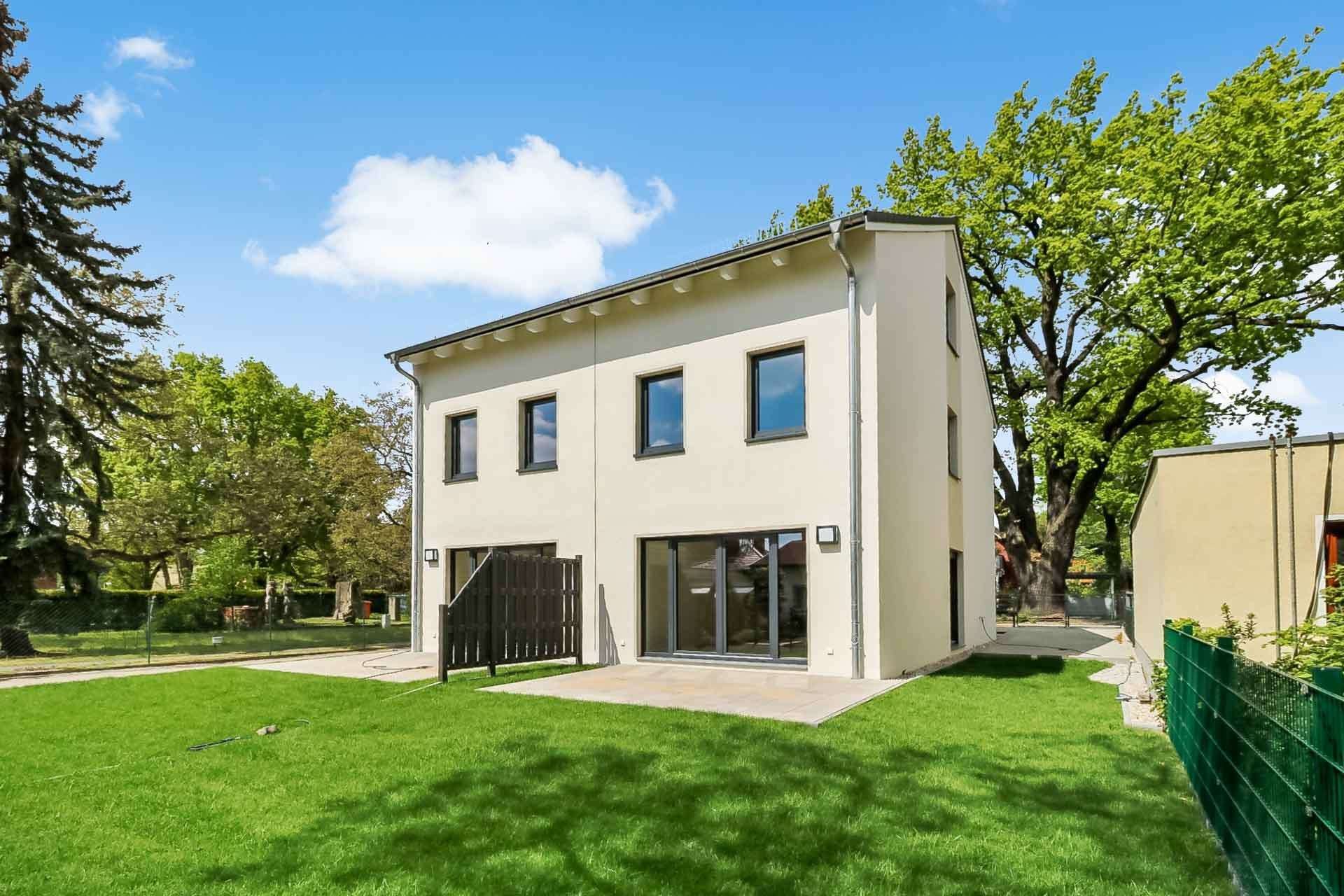 Hausrückansicht