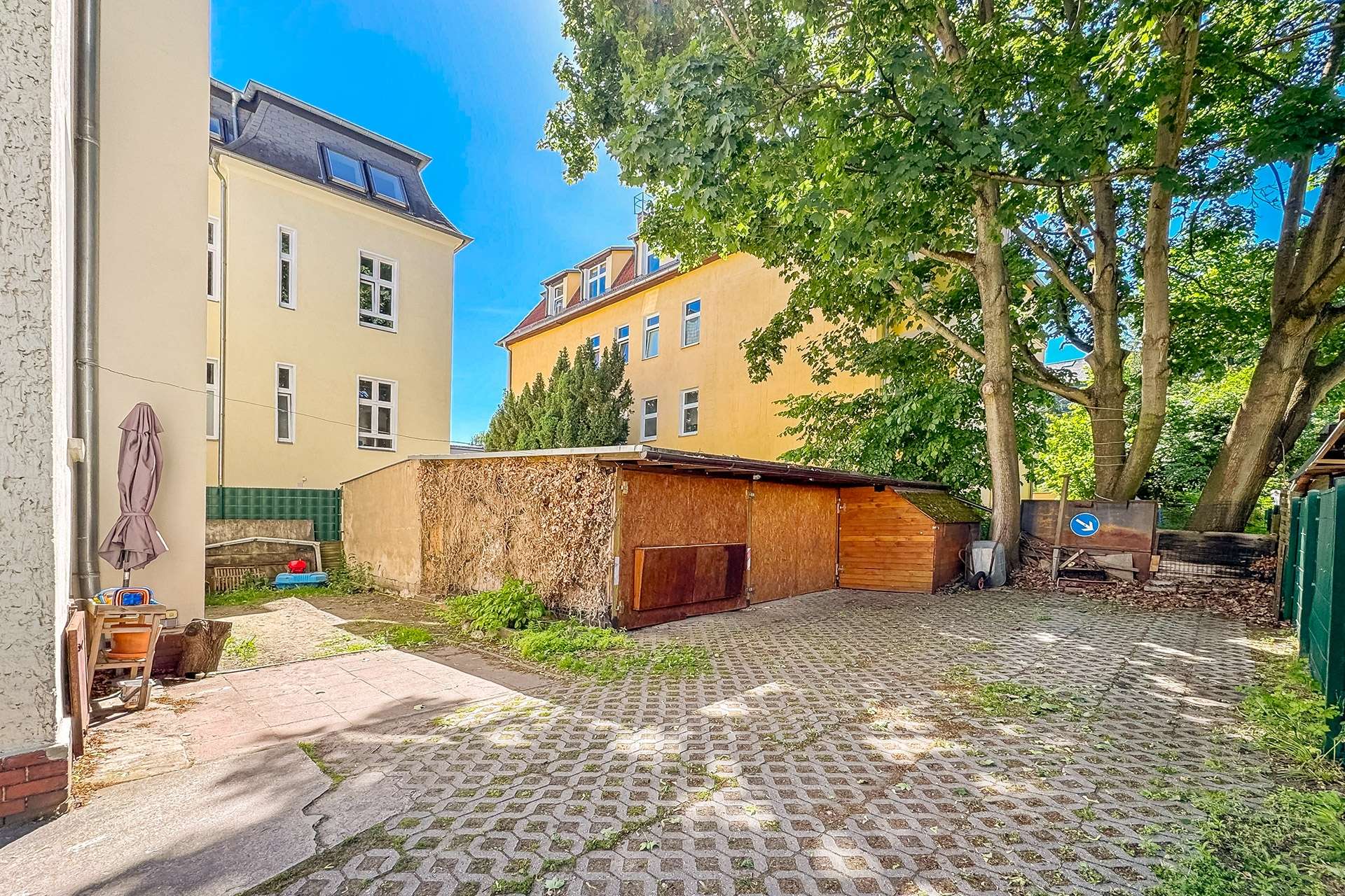 Stellplätze / Garage