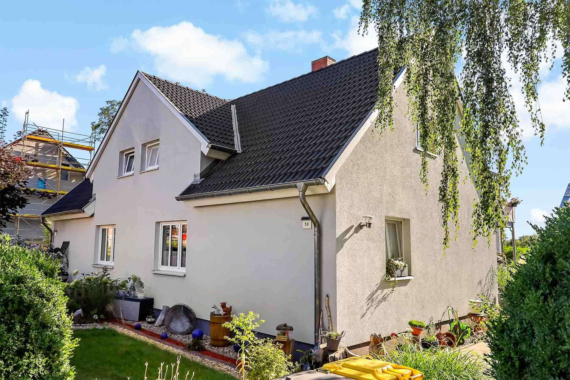 Front und Seitenansicht