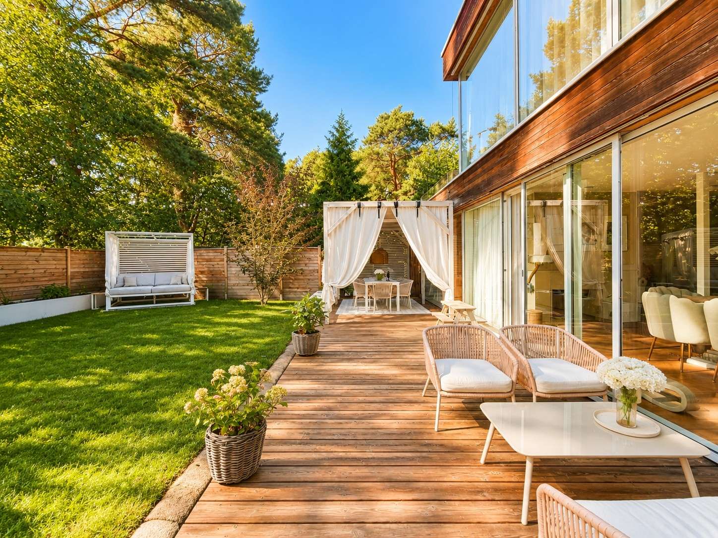 Terrasse und Garten