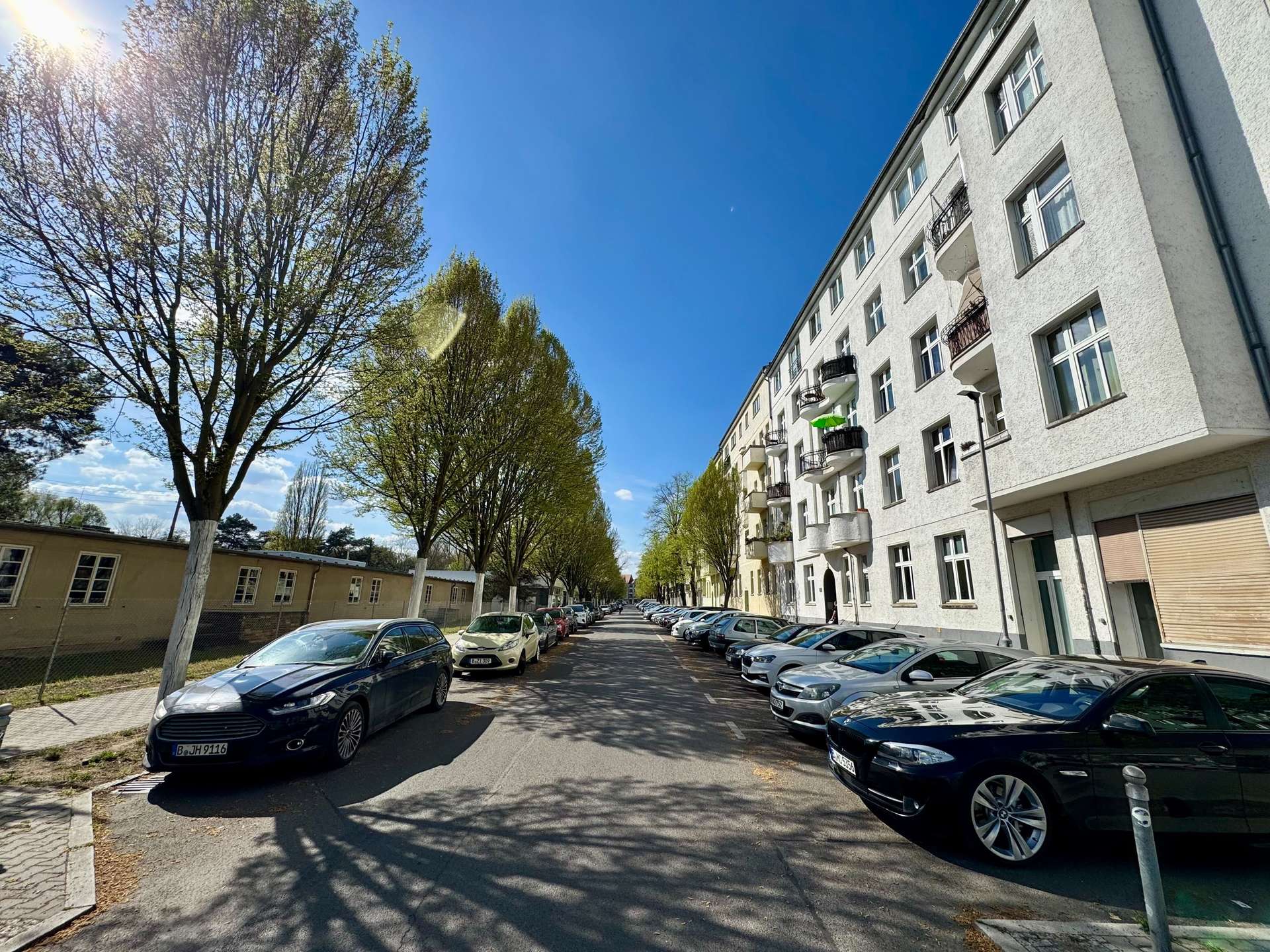 Straßenansicht