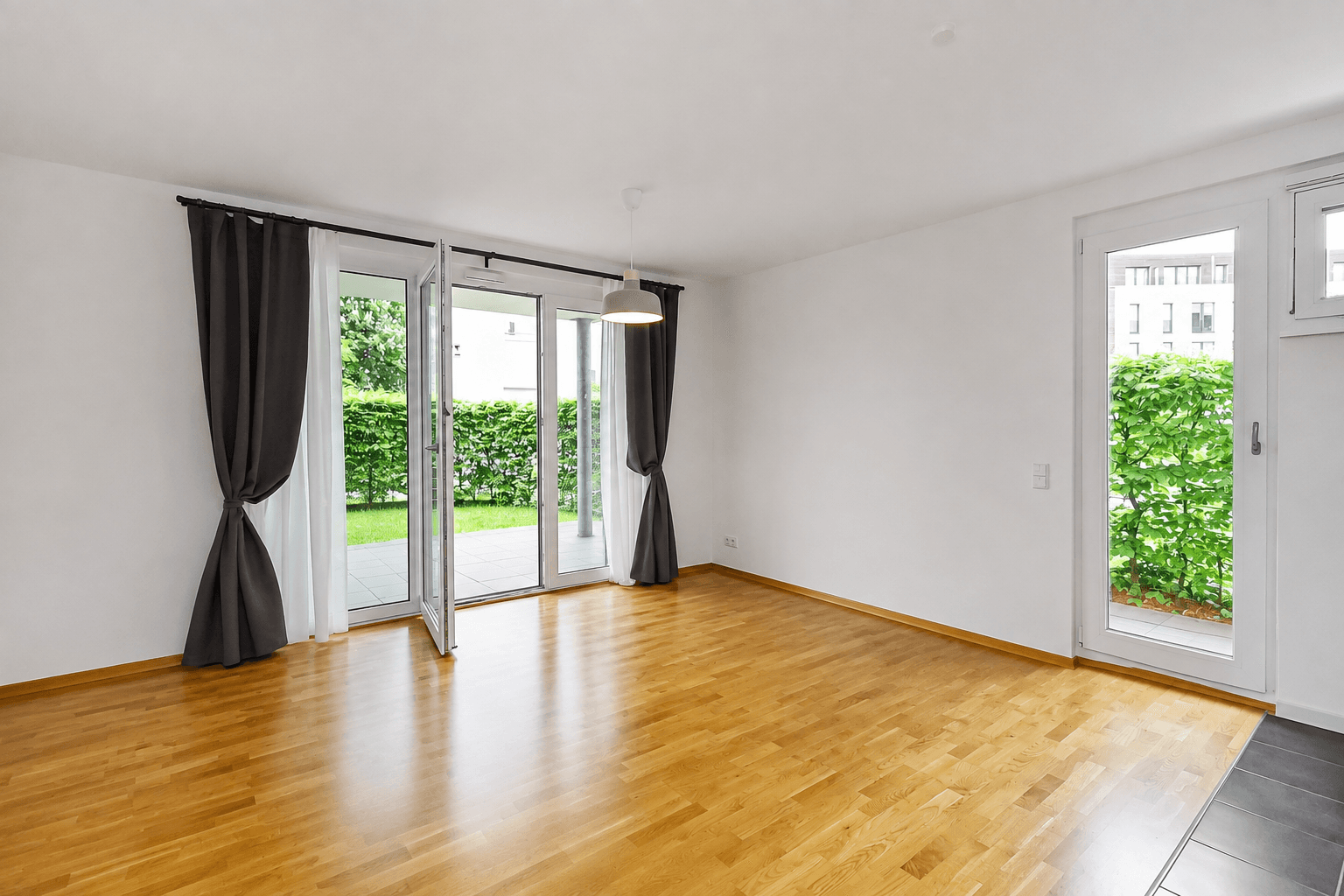 Wohnzimmer (KI bereinigt)