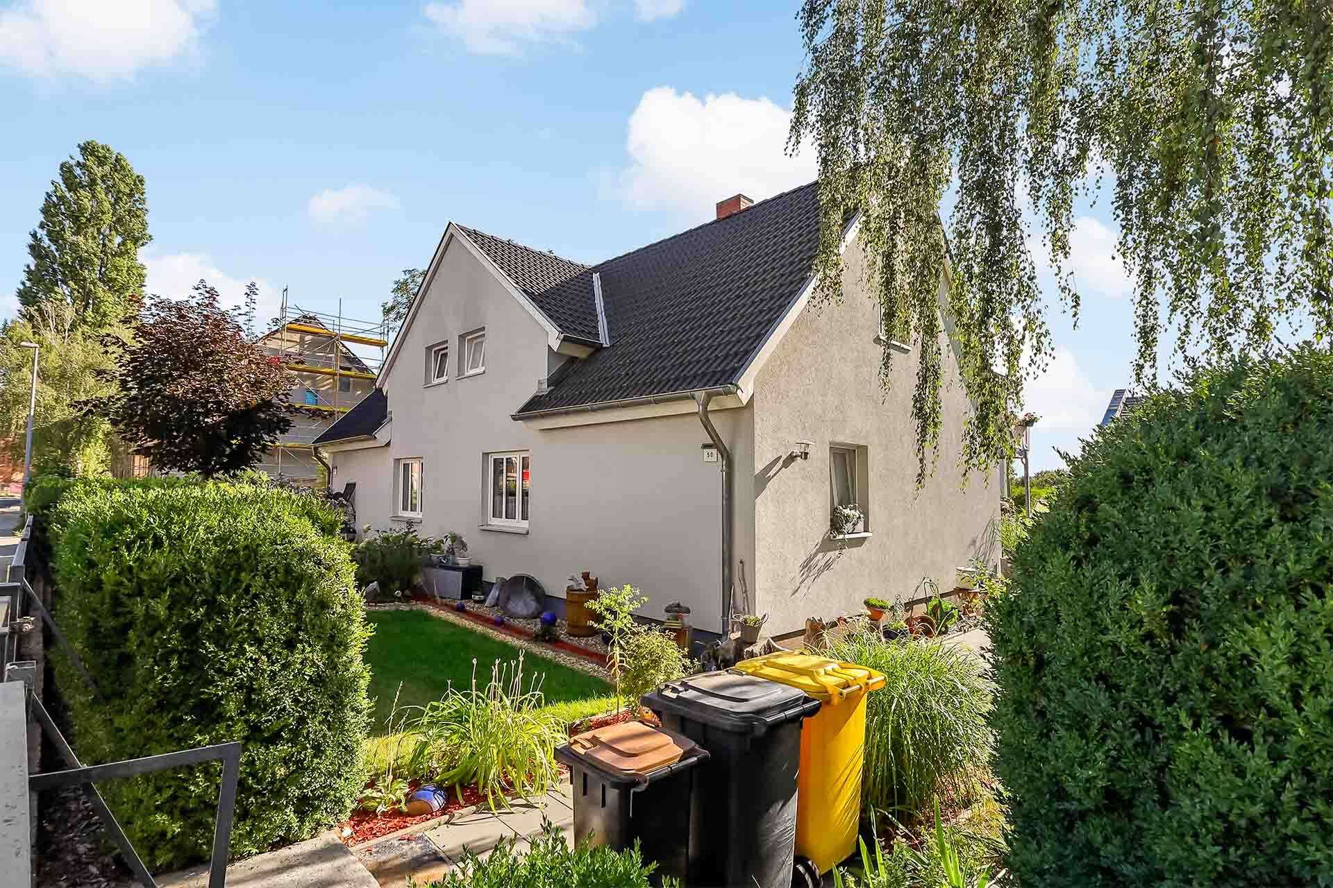 Front und Seitenansicht