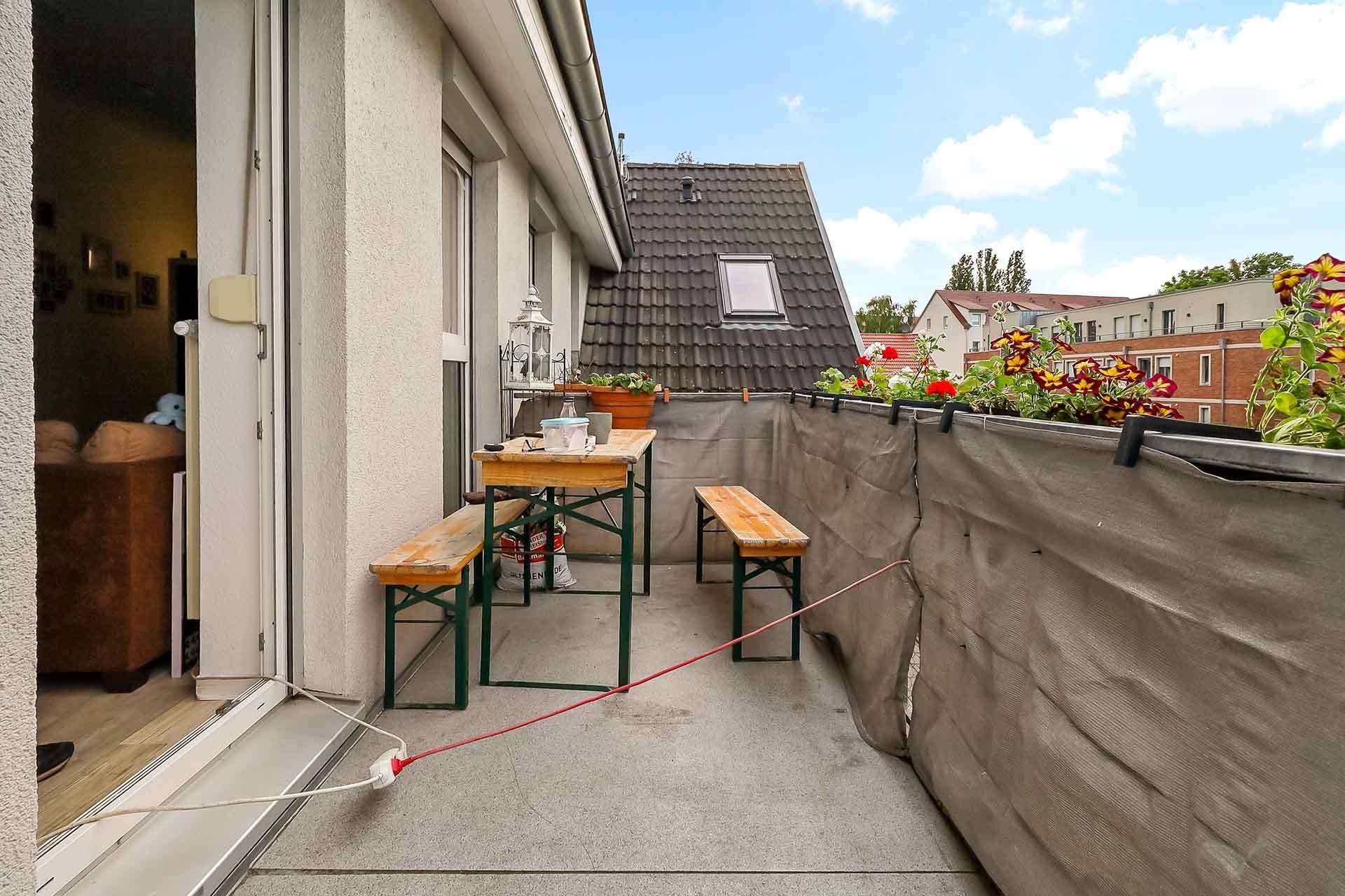 Balkon Wohnung Dachgeschoss links