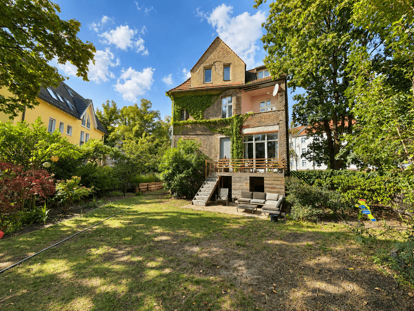Hausrückansicht