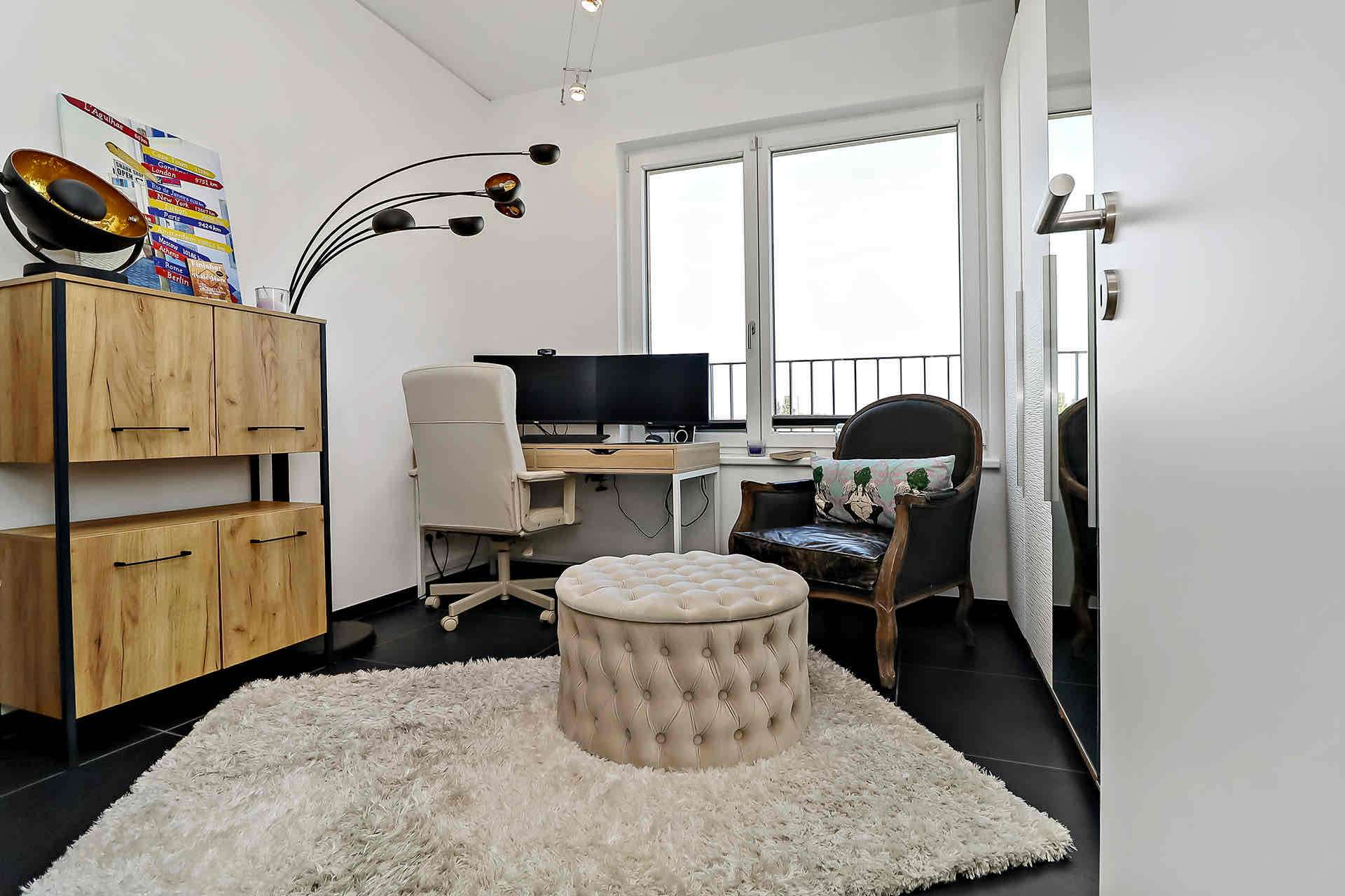 Arbeitszimmer