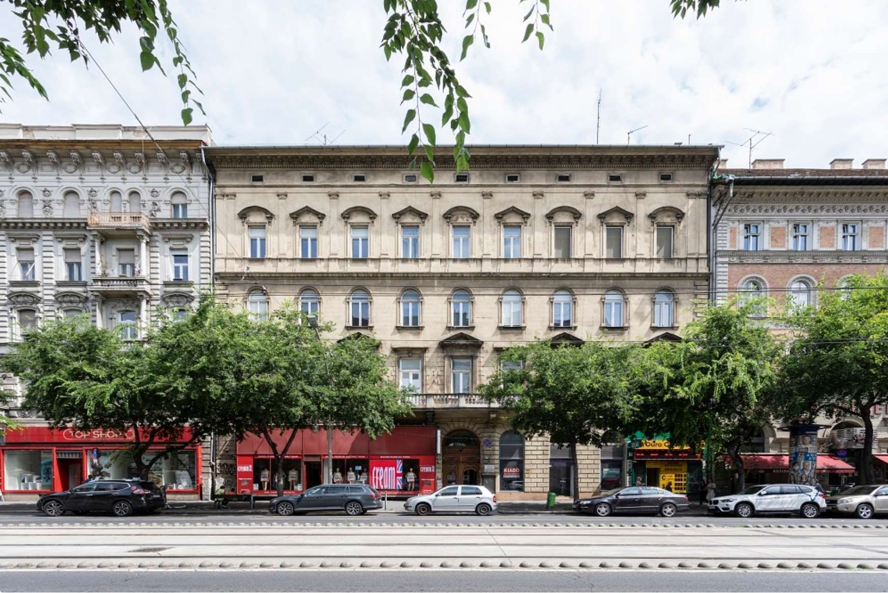 Retail For Rent Budapest Hungary
