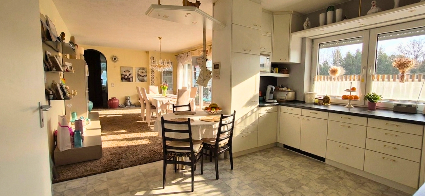 Küche+Esszimmer - AI-generated