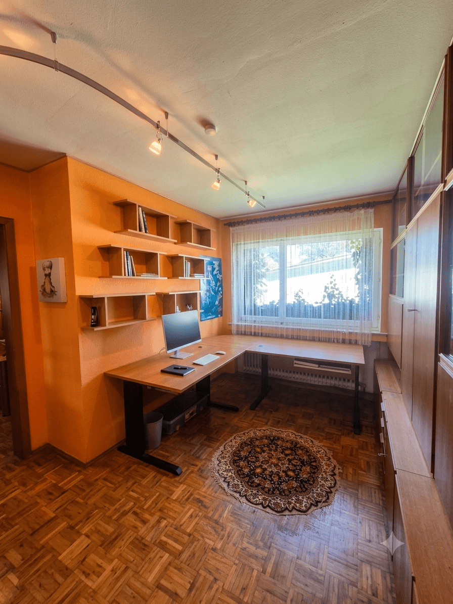 Arbeitszimmer