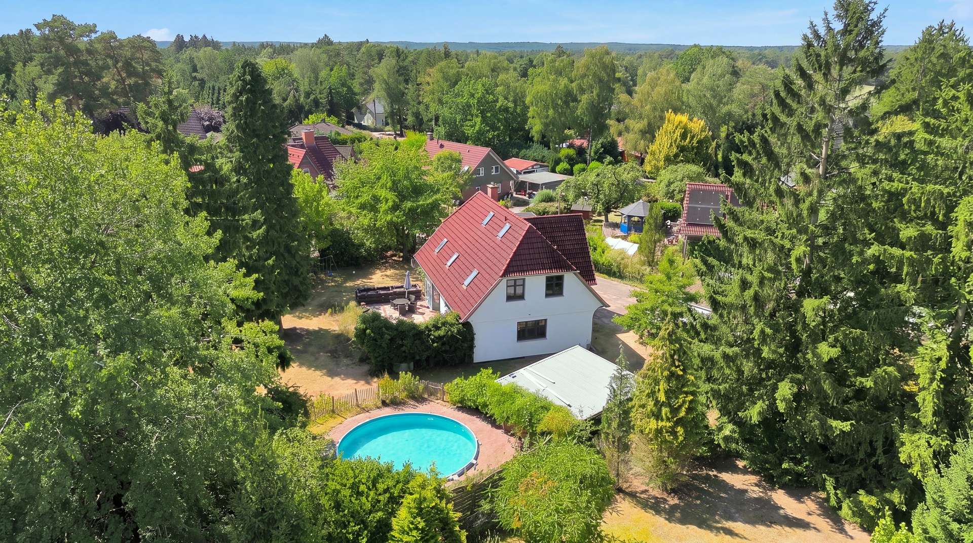 Familienidyll mit Pool & Traumgrundstück in Jesteburg – Bild 9
