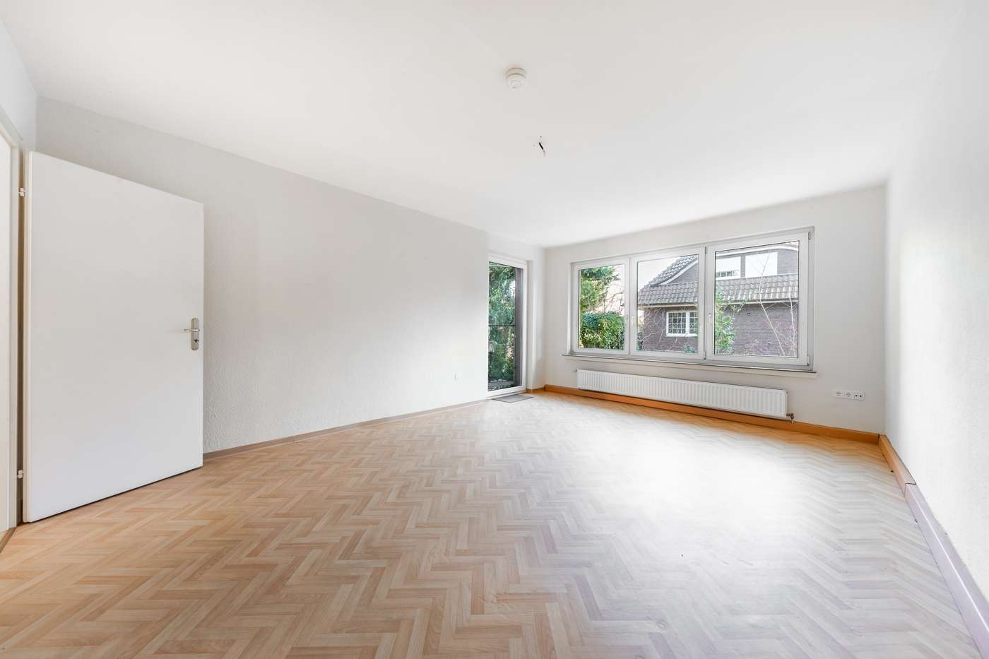 Zwei Familien, ein Zuhause: Großes Grundstück, unendliche Möglichkeiten – Bild 6