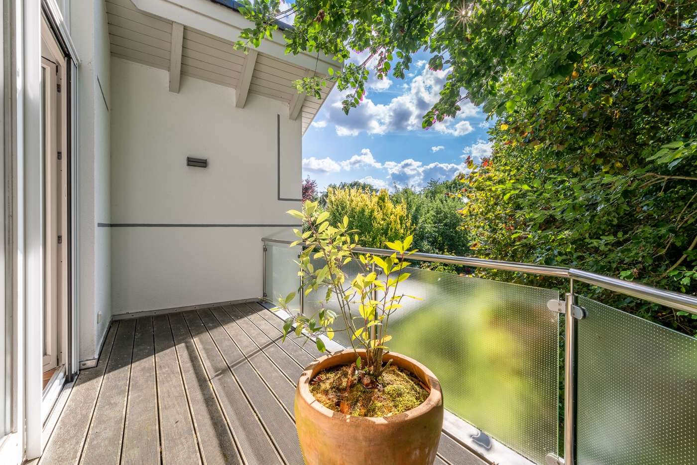 Wohnen auf höchstem Niveau – Luxus-Villa in Seenähe – Bild 10