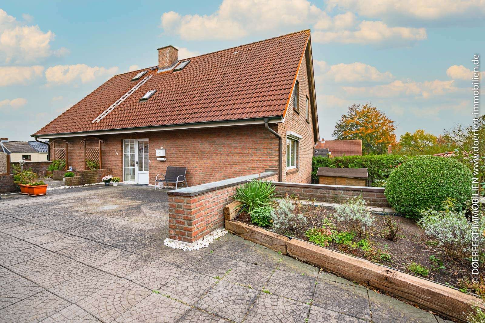 Maisonettewohnung mit Charakter zwischen Altstadt und Ostsee – Bild 1