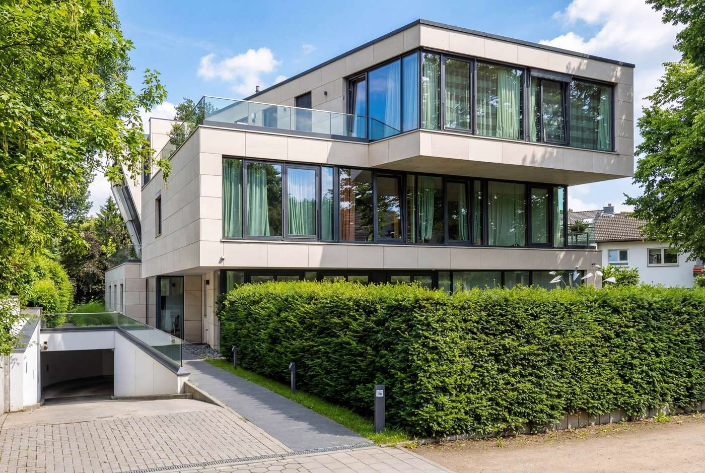 Exklusive Wohnung, vermietet – Bild 1