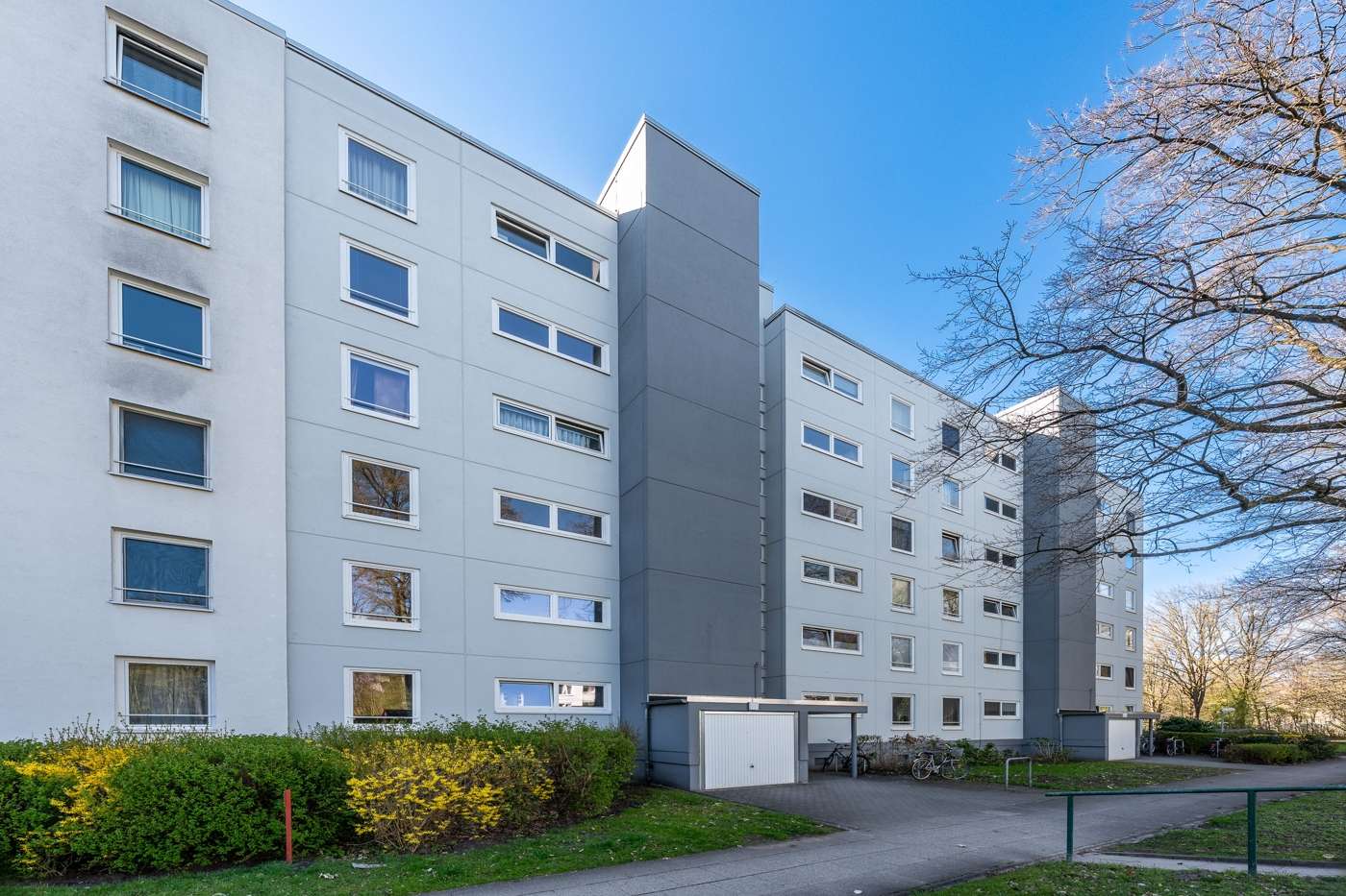 Modernes Leben mit Charme: Ihre Traumwohnung in Hummelsbüttel – Bild 11