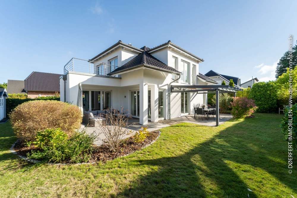 Barsbüttel | Traumhaft sonniges Architektenhaus mit Garten und Dachterrasse in idyllischer Lage – Bild 1