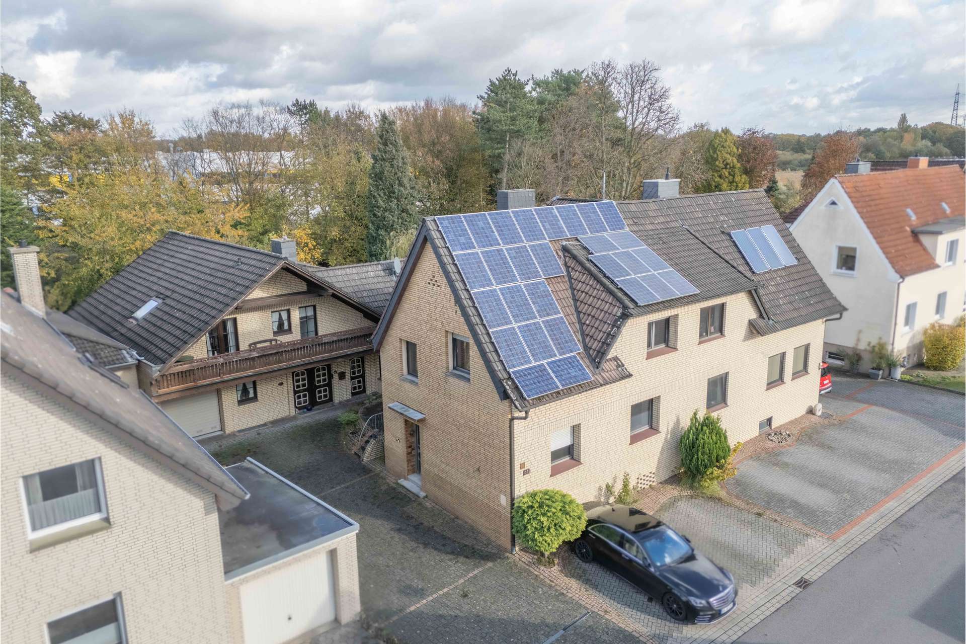 Zwei Häuser in Fledder –  914 m² Grundstück – Wohnen, Vermieten oder Mehrgeneration möglich – Bild 1