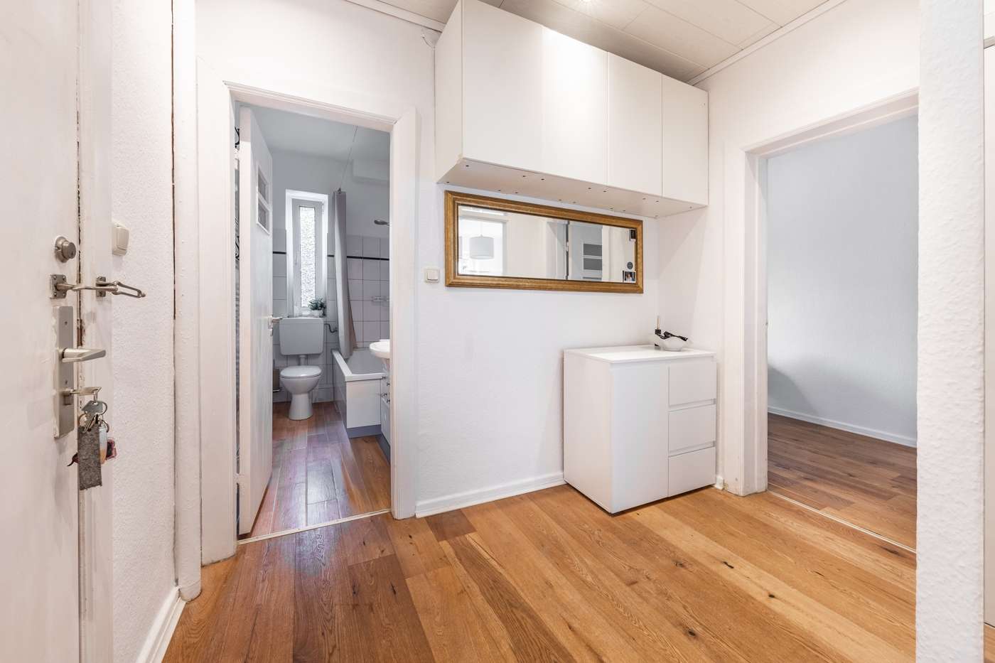 Zwei Zimmer zum Verlieben: Stilvolles Wohnen in Winterhude – Bild 6