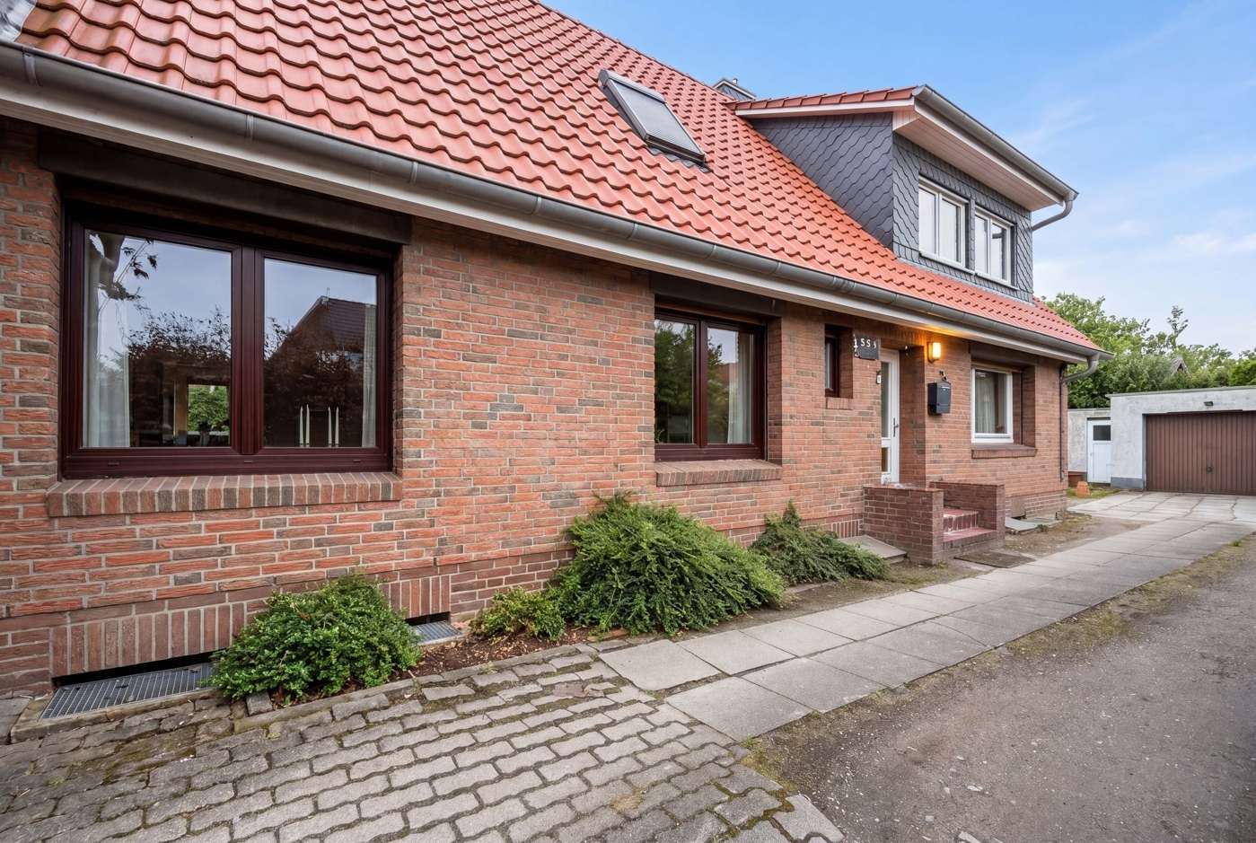 Ihr neues Zuhause in ruhiger Lage in Reinbek: Charmantes Reihenendhaus mit Gartenidylle – Bild 10