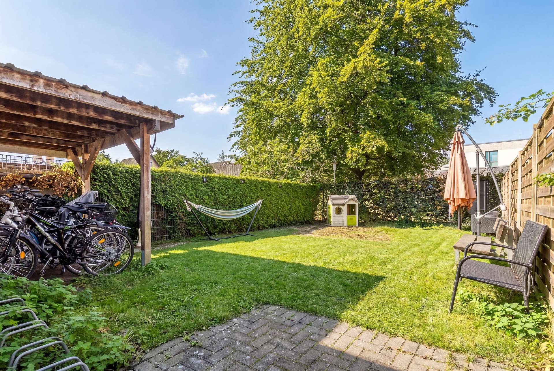 Hamburg – Eidelstedt | Modernisierte Maisonettewohnung mit Südwest-Balkon & Stellplatz – Bild 11