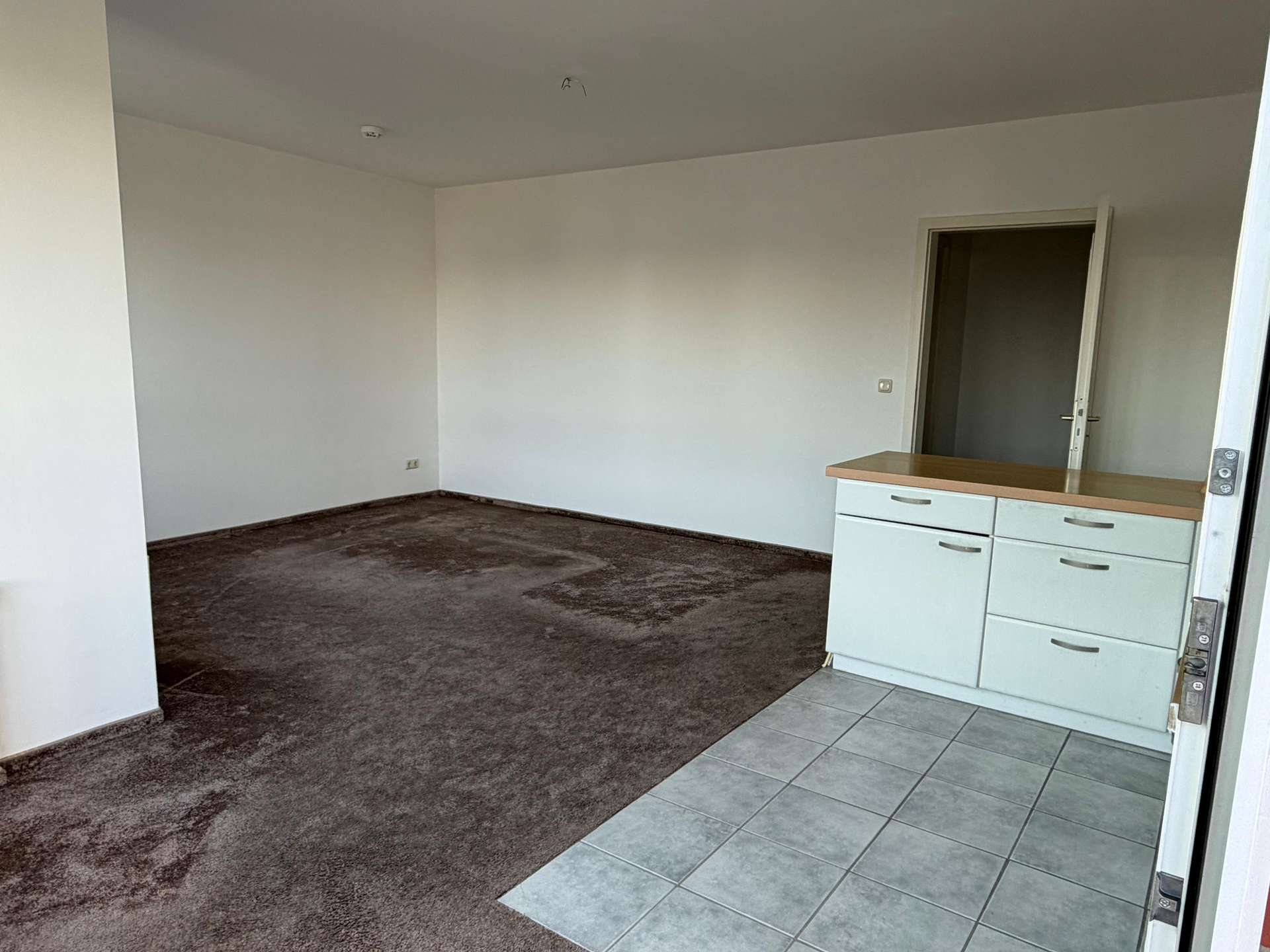 Etagenwohnung in gefragter Lage – Bild 2