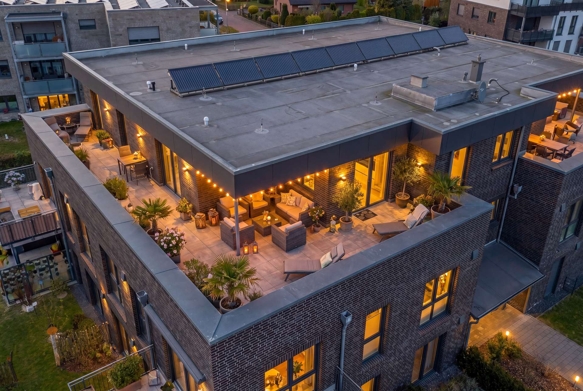 Wohnen mit Weitblick: Elegantes Penthouse über den Dächern von Schneverdingen inkl. Stellplatz – Bild 1