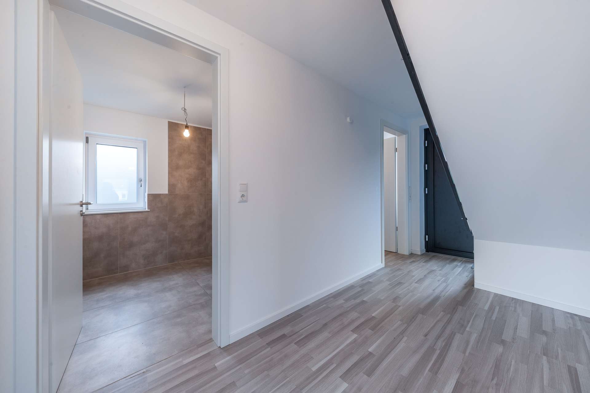 Modernes Refugium am Bernsteinsee – Neubau mit Blick auf den Elbe-Seitenkanal – Bild 7