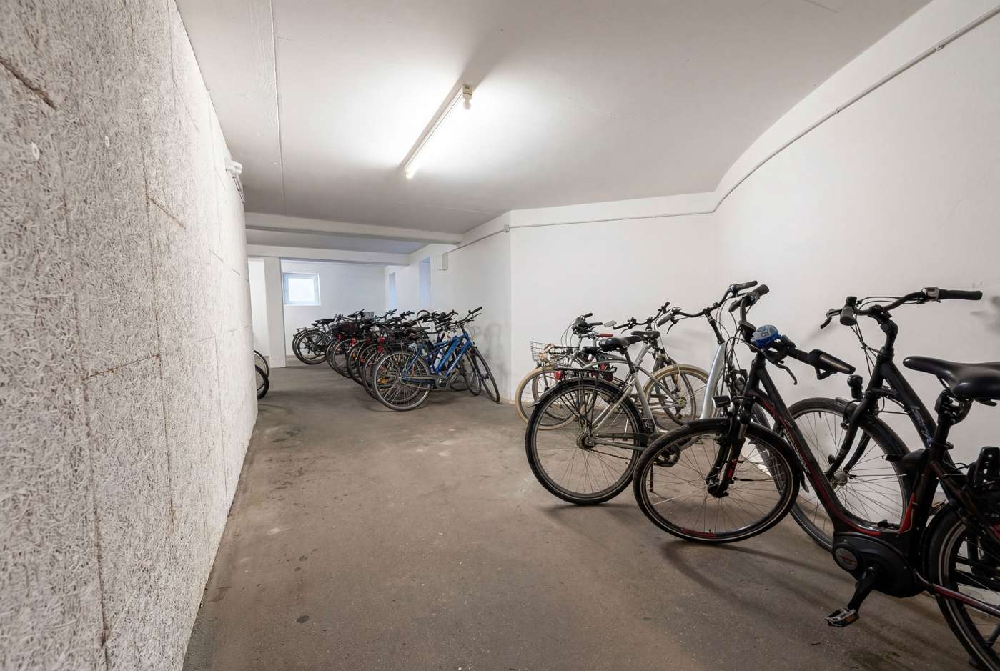 Erdgeschosswohnung
in Bestlage Kirchrode stilvoll, modern und lichtdurchflutet – Bild 11
