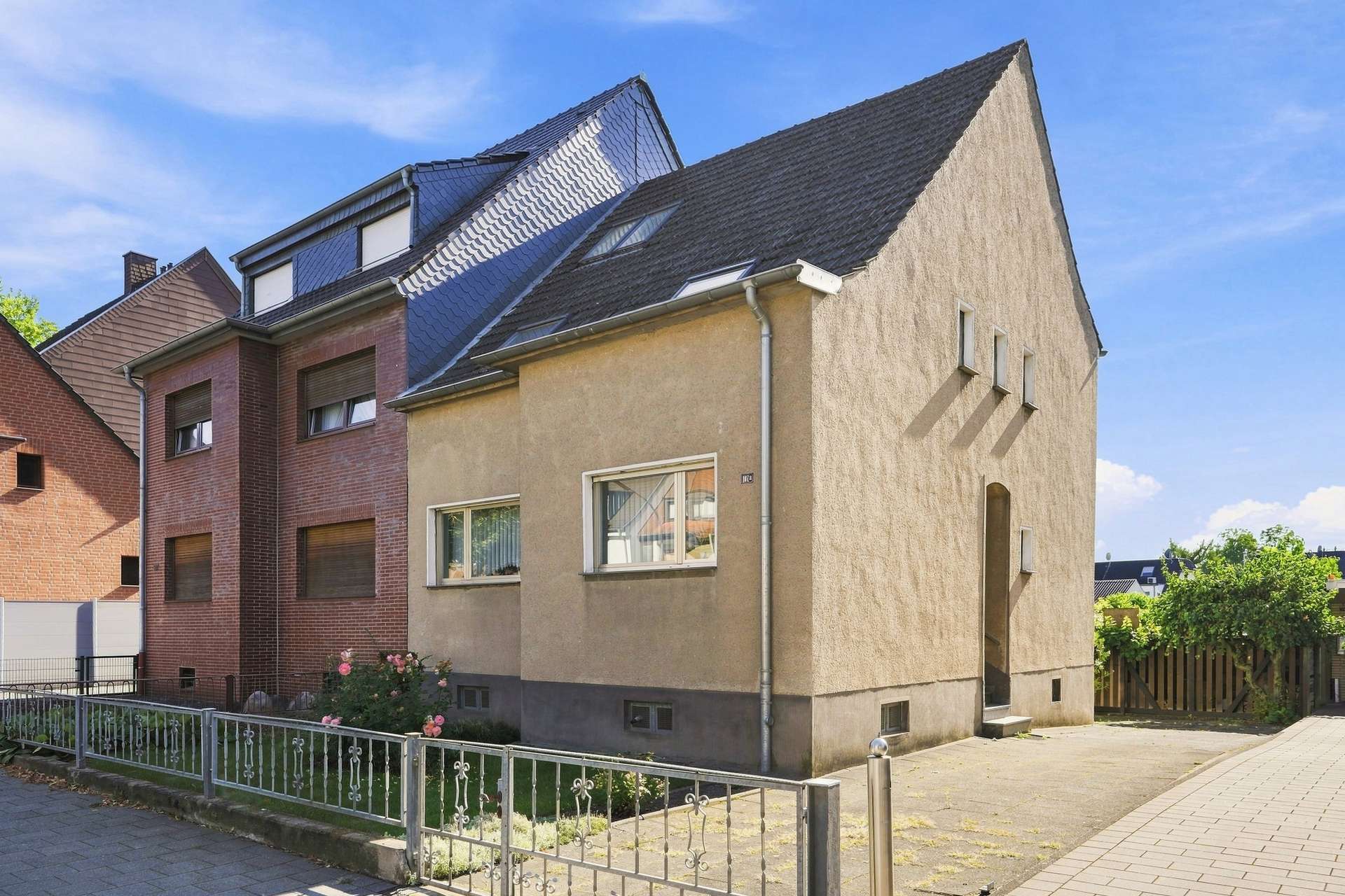 Charakter trifft Zukunft – DHH mit großem Garten – Bild 1