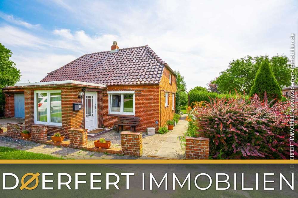Helse – Nahe Friedrichskoog | Kleines Ferienhaus mit schönem Garten, Terrasse & Garage – Bild 1