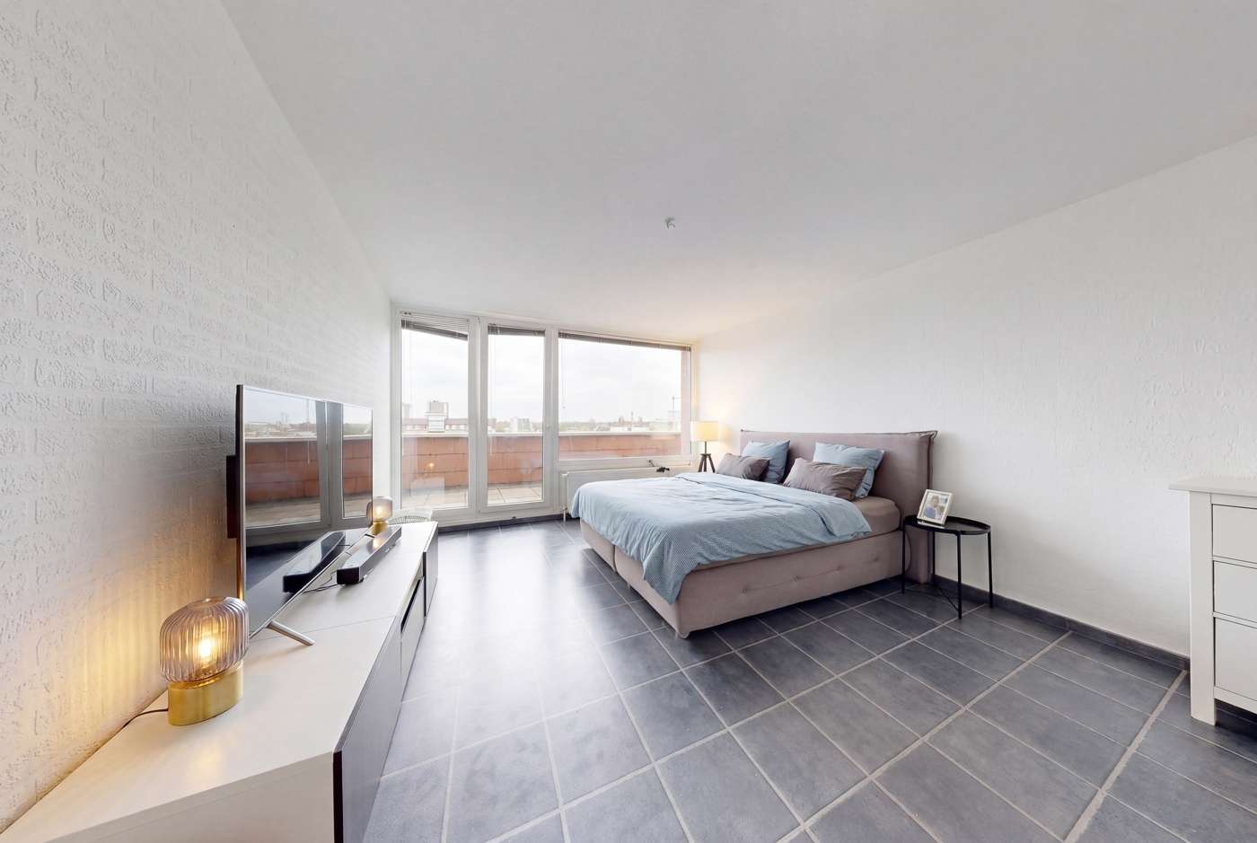 Modernisierte 2-Zi.-Wohnung mit Balkon-Terrasse, 76 m², gepflegt & ideal für Eigennutzer in Hannover – Bild 4