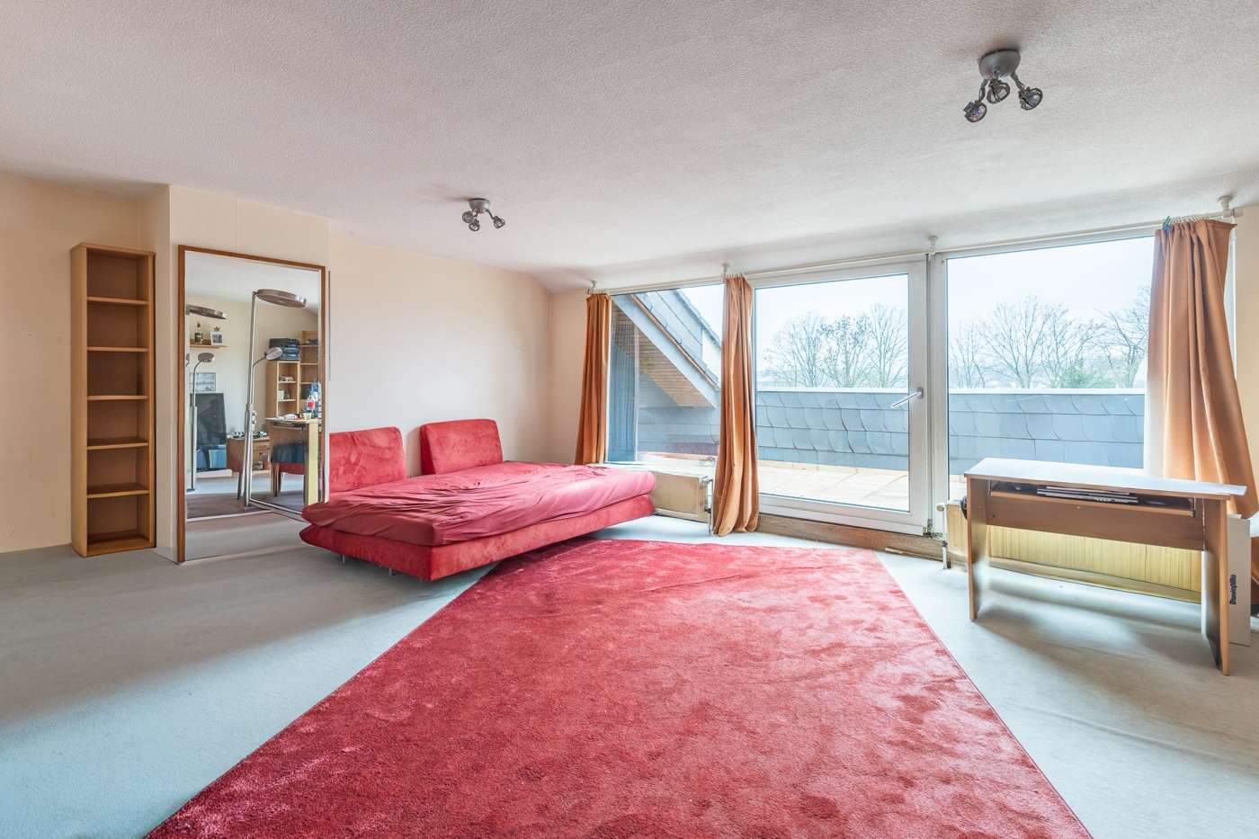 Großzügig und lichtdurchflutet: Perfekt für Ihre Familie – Bild 4