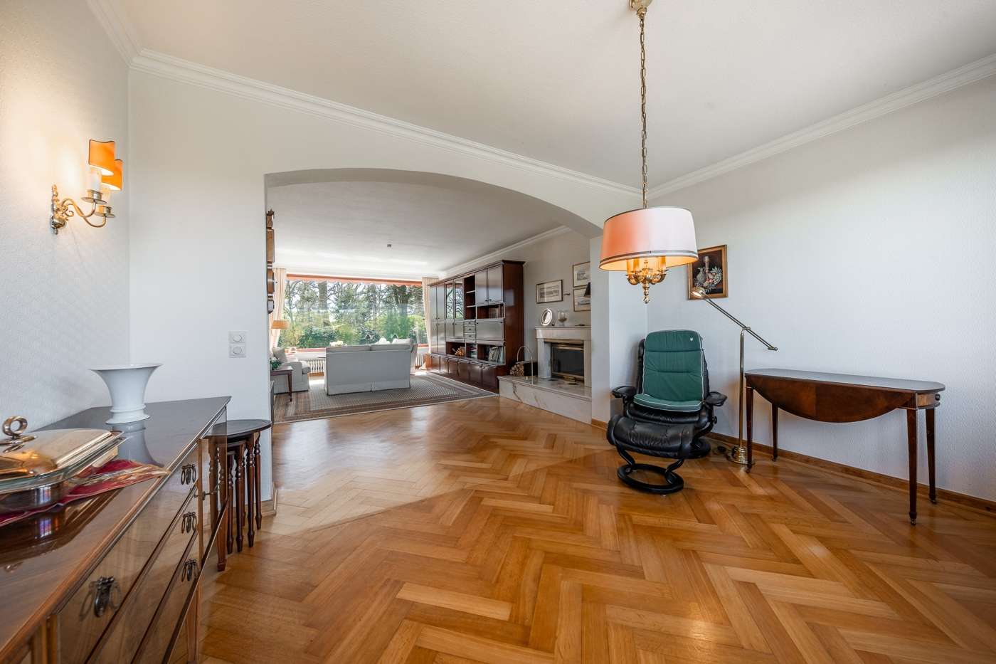 Ein Zuhause mit Weitblick – Großzügiges Grundstück trifft auf Privatsphäre und Wohnkomfort – Bild 4