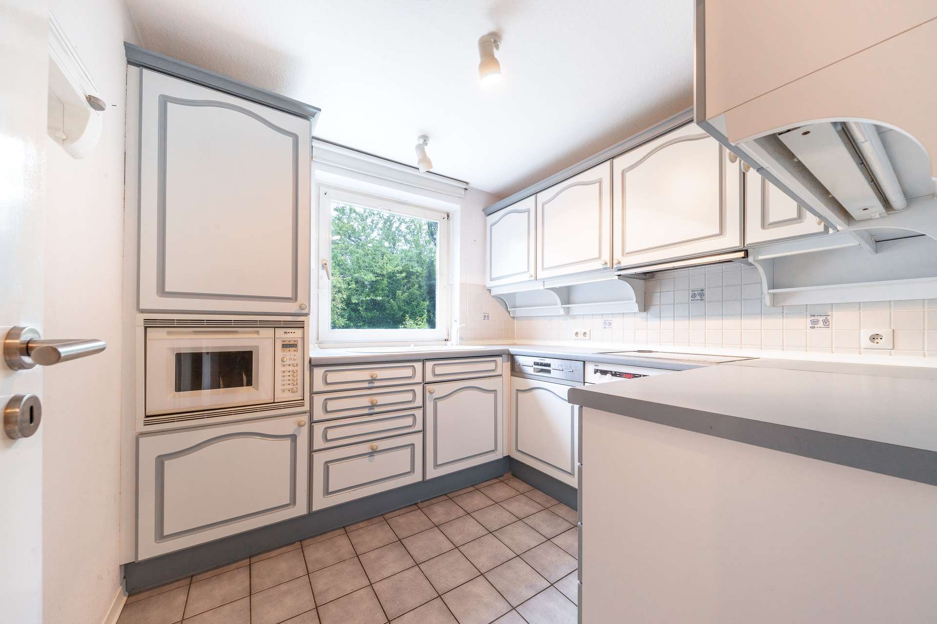 Wohlfühlen in Bremen: Gepflegte Doppelhaushälfte mit Kamin, Wintergarten und eigenem Garten – Bild 5