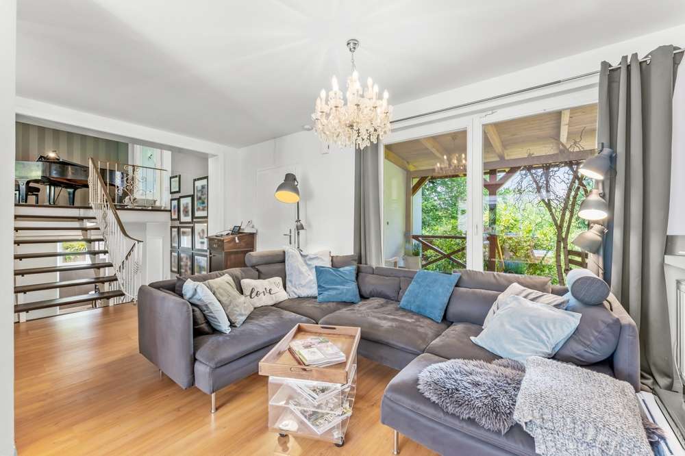 Ein Zuhause für Menschen mit Sinn für Charakter, Raumgefühl und Atmosphäre – Bild 2