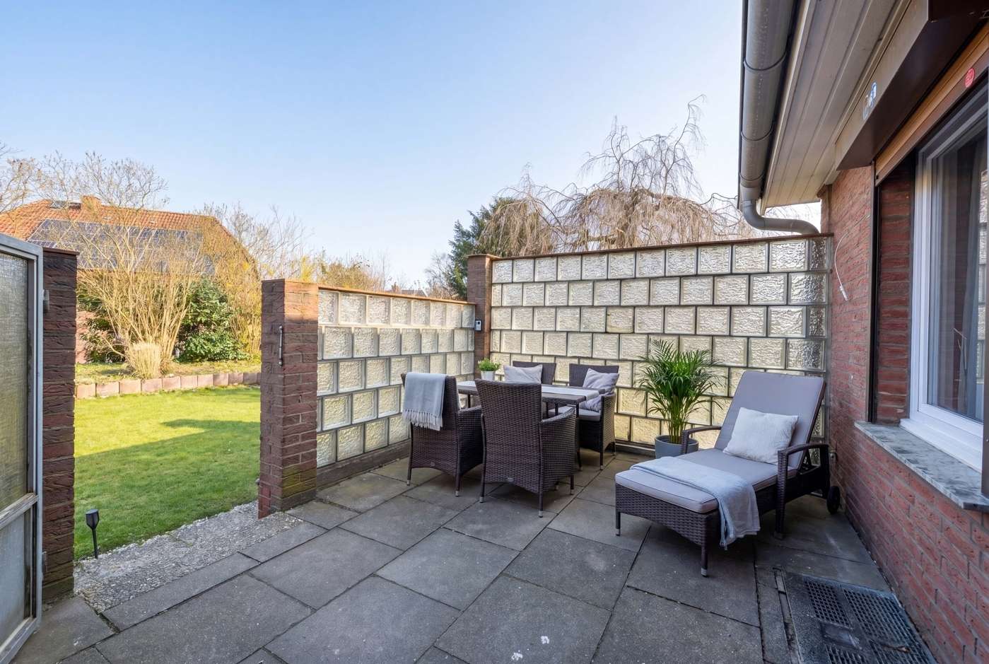 Ihr neues Zuhause in ruhiger Lage in Reinbek: Charmantes Reihenendhaus mit Gartenidylle – Bild 8