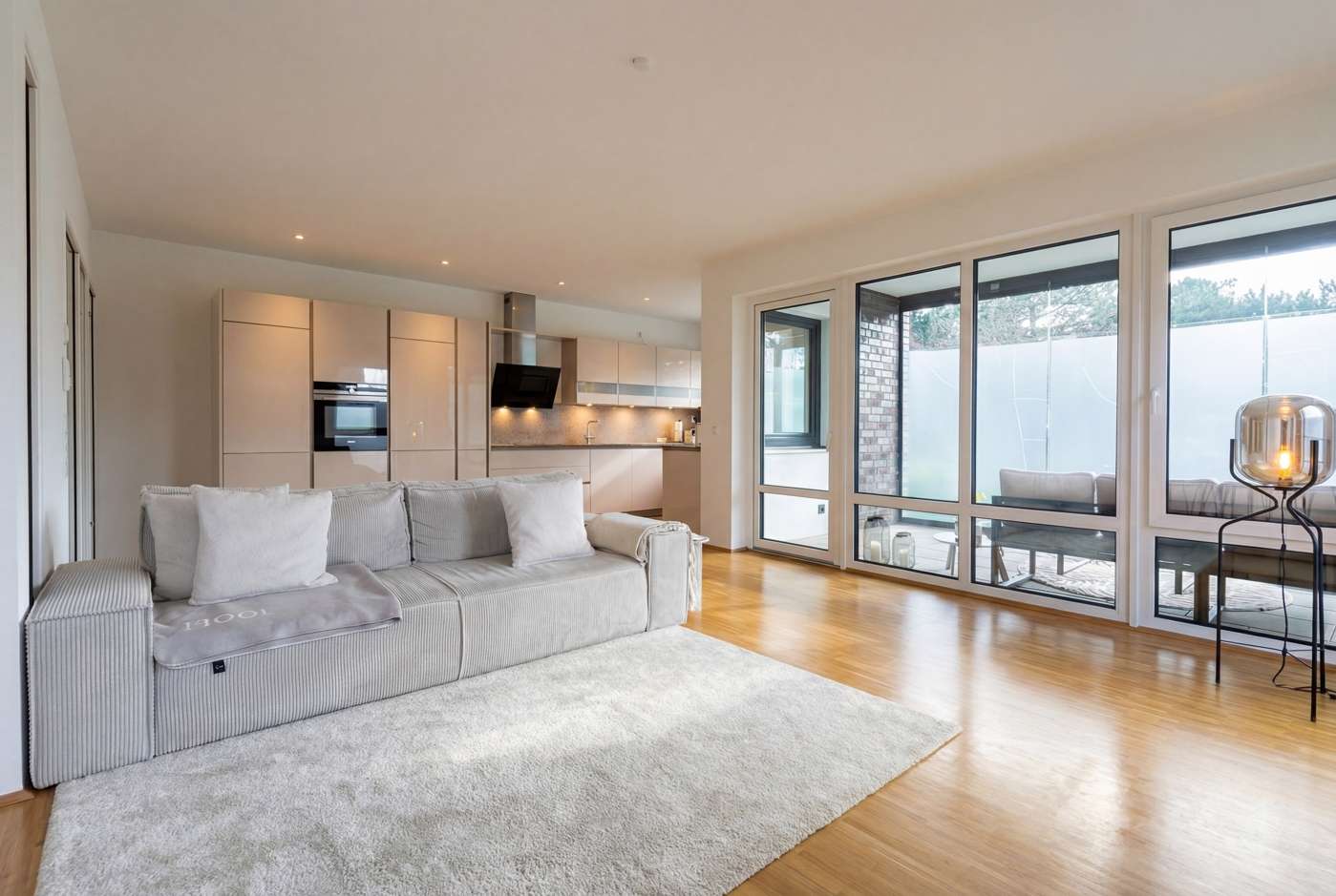 Erdgeschosswohnung
in Bestlage Kirchrode stilvoll, modern und lichtdurchflutet – Bild 2