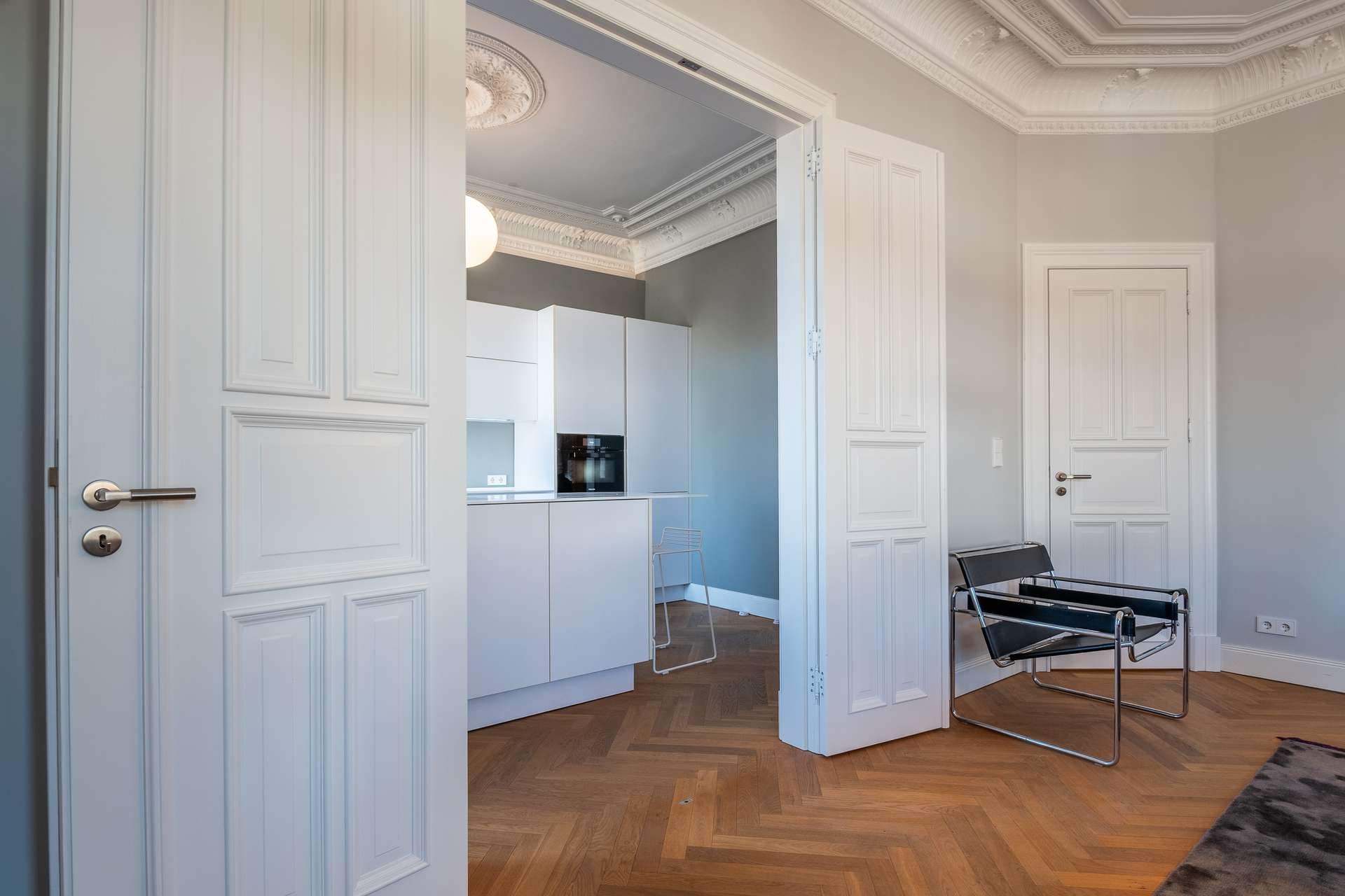 Hamburg – St. Georg | Kernsanierte Luxus-4-Zimmer-Wohnung mit exklusiver Ausstattung & Dachterrasse – Bild 4