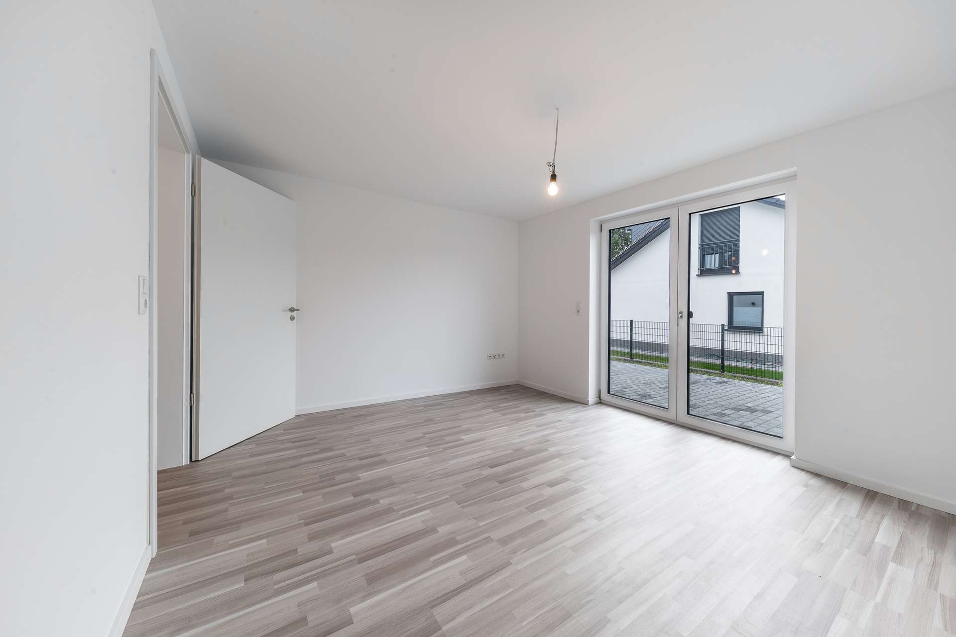 Modernes Refugium am Bernsteinsee – Neubau mit Blick auf den Elbe-Seitenkanal – Bild 4