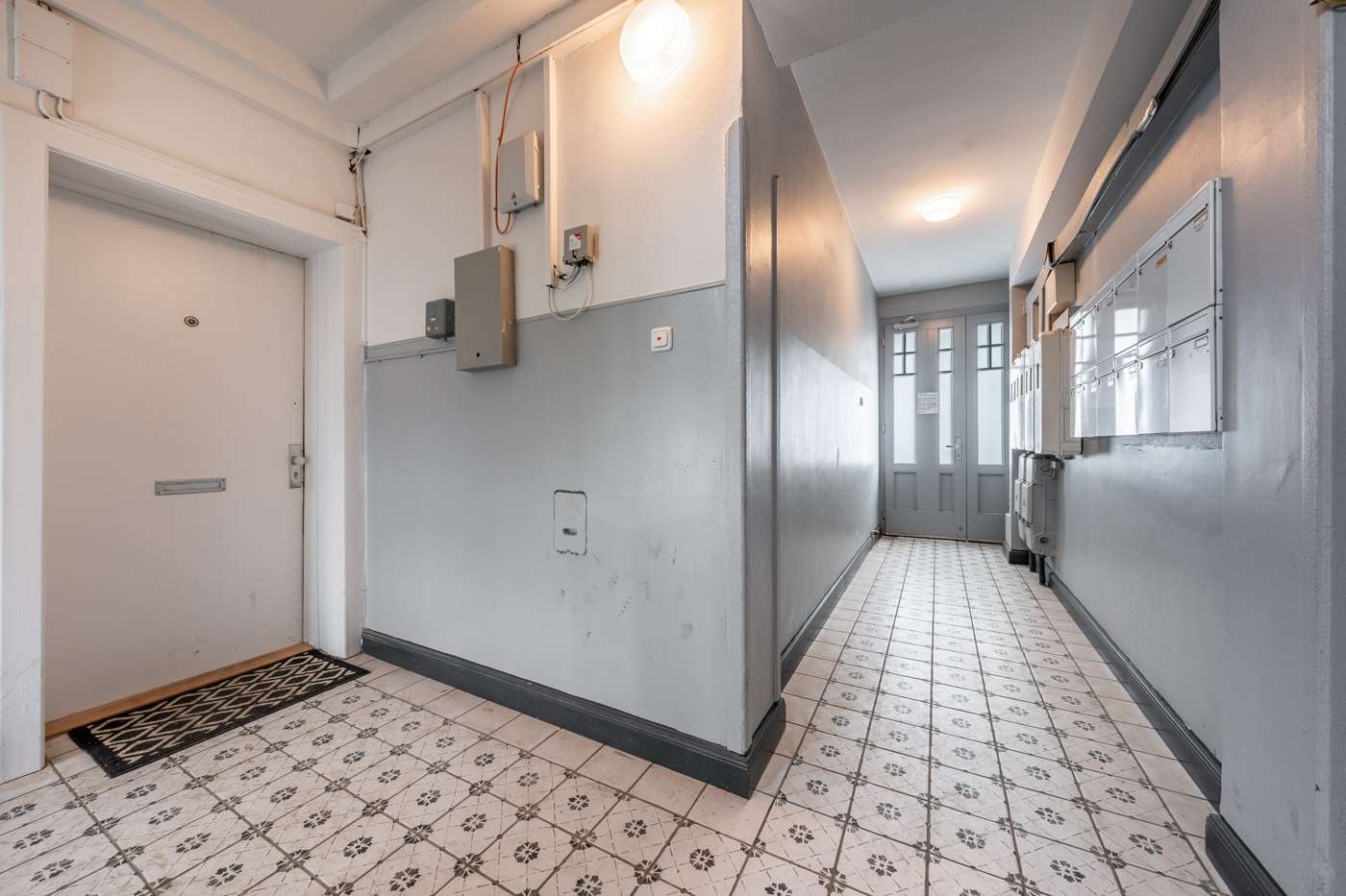 Stilvoll sanierte und frei lieferbare Altbauwohnung in Bestlage – 
unmittelbare Nähe zum Mühlenkamp – Bild 6