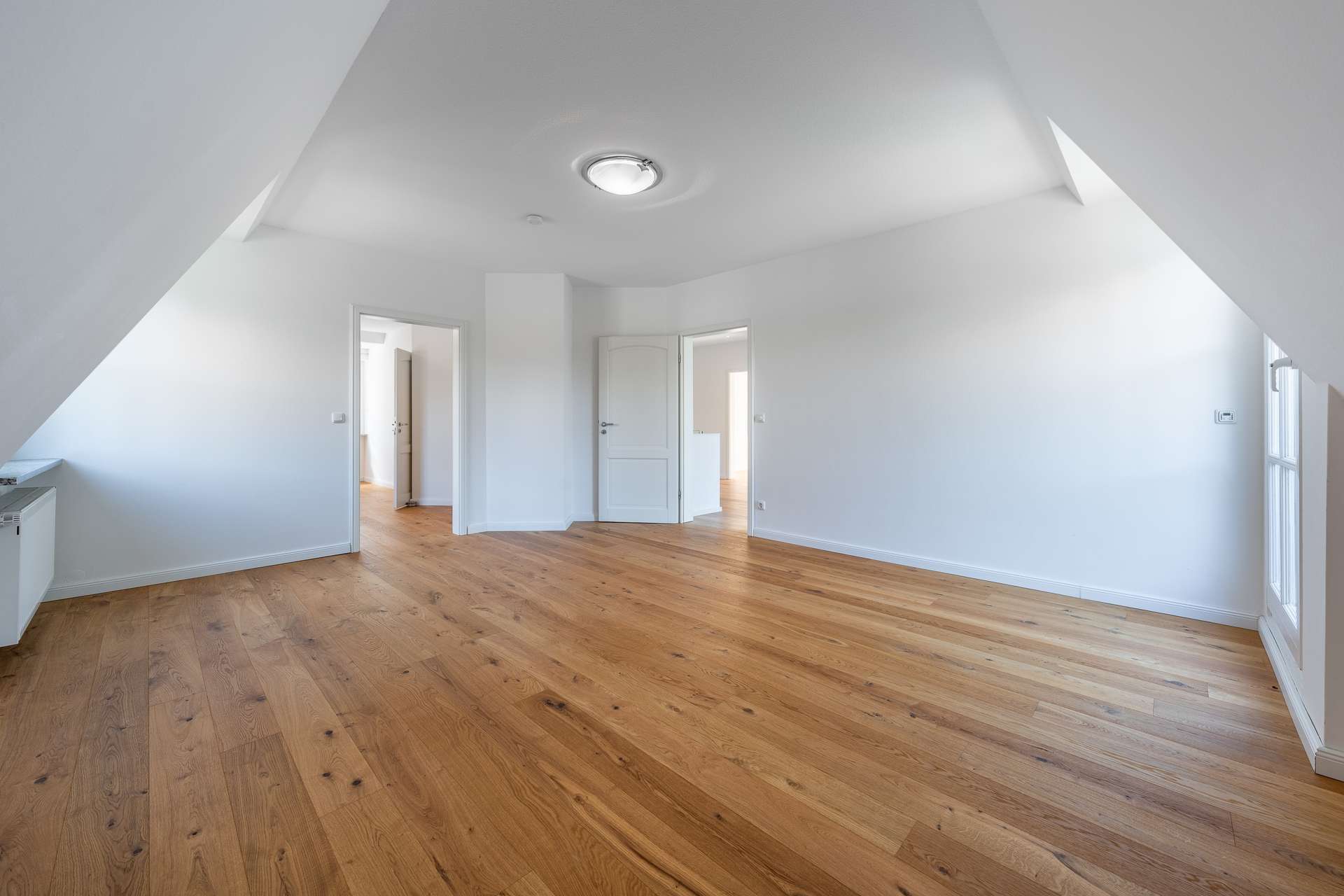 Villa mit besonderem Wohnambiente – Bild 3