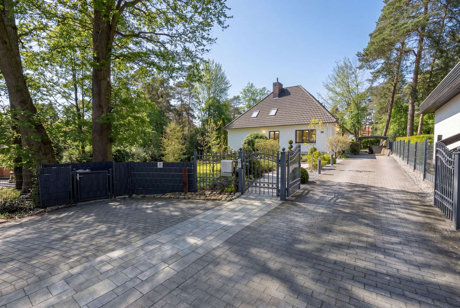 Wohnen & Vermieten: Haus in Bendestorf mit Ferienwohnung – Bild 1
