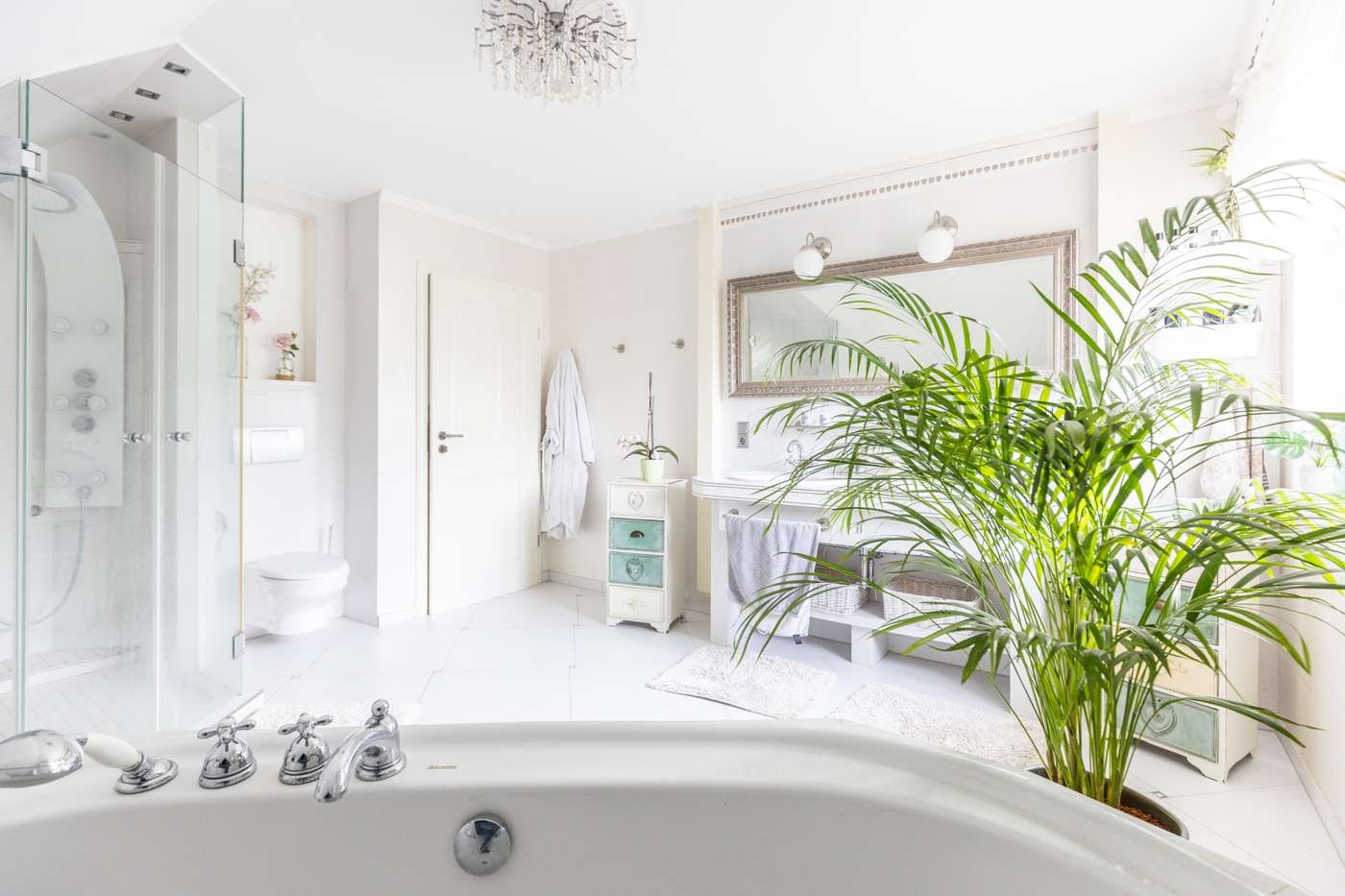 Exklusives Landhausambiente – freistehendes Anwesen in Feldrandlage mit Naturteich – Bild 11