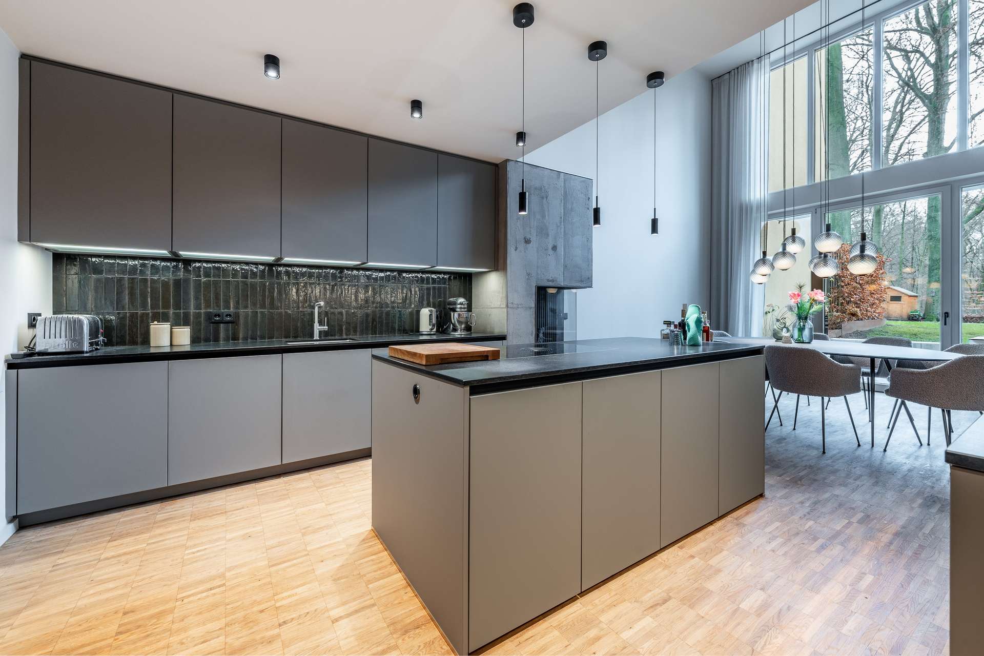 Familienwohntraum: Das perfekte Designer-Juwel in Bestlage mit Waldrandlage und Energieklasse A+ – Bild 6