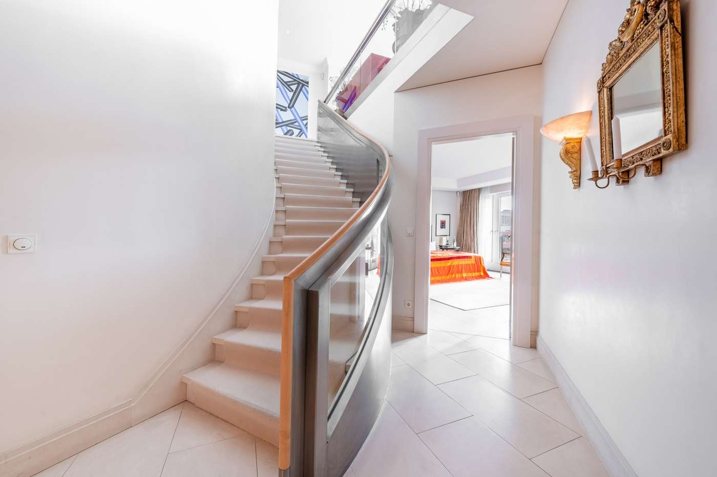 Penthouse-Maisonette – eine Residenz, die Luxus und Wohnkomfort neu definiert – Bild 11