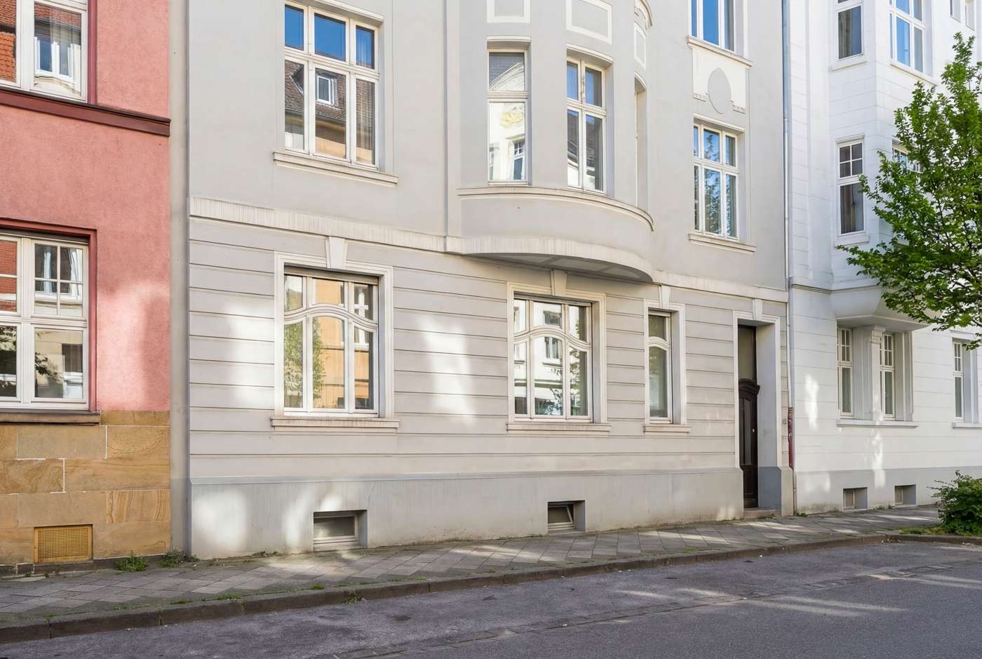 Leben Sie den Düsseldorfer Traum am Rhein – Bild 1