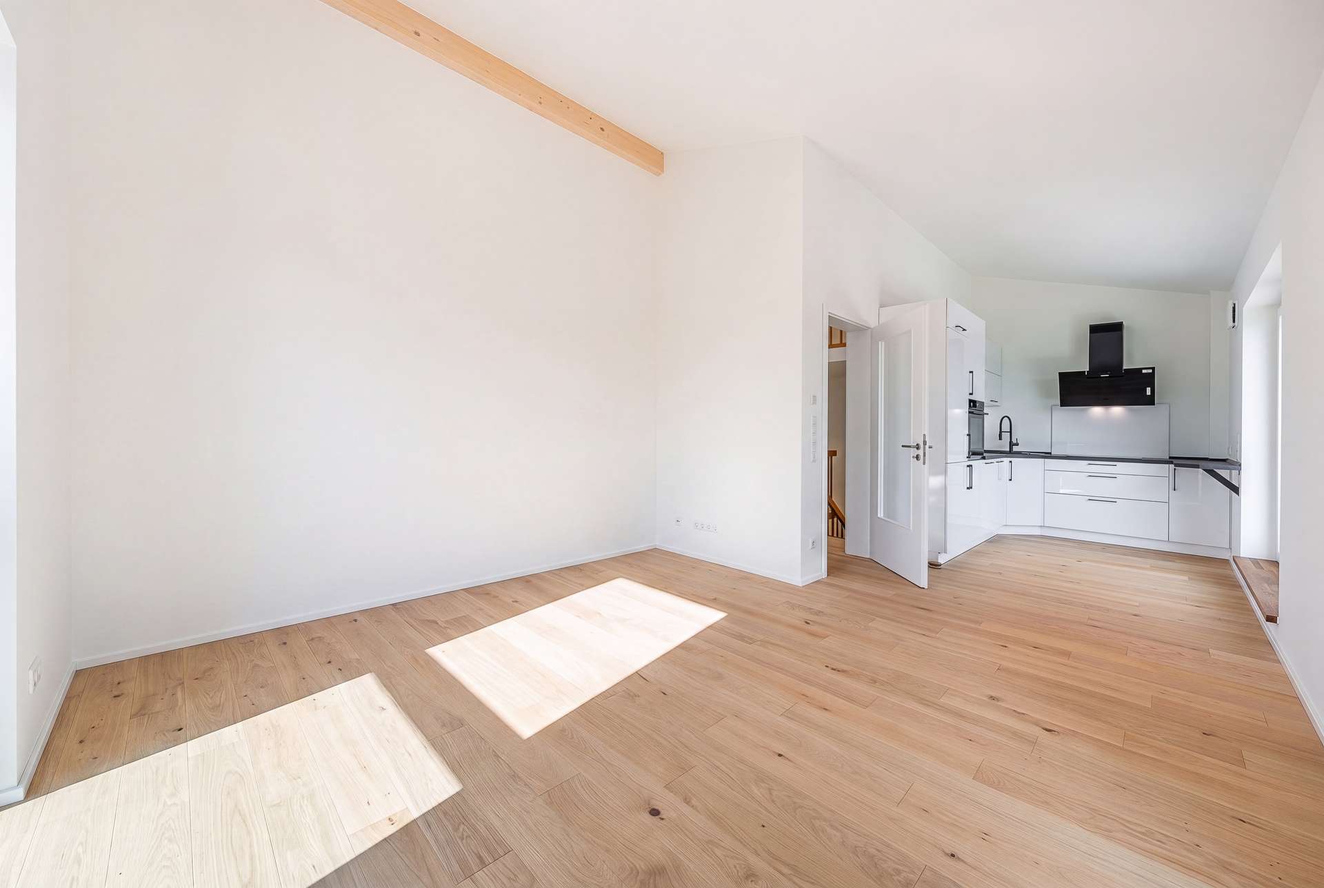 Exklusive Dachgeschosswohnung mit Loftcharakter – Bild 3